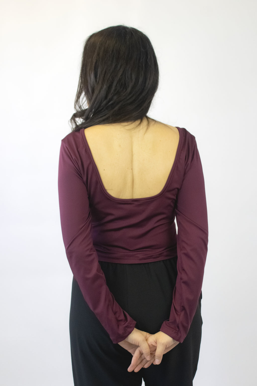 1356LHJ Blusa de Manga Larga con Espalda Descubierta