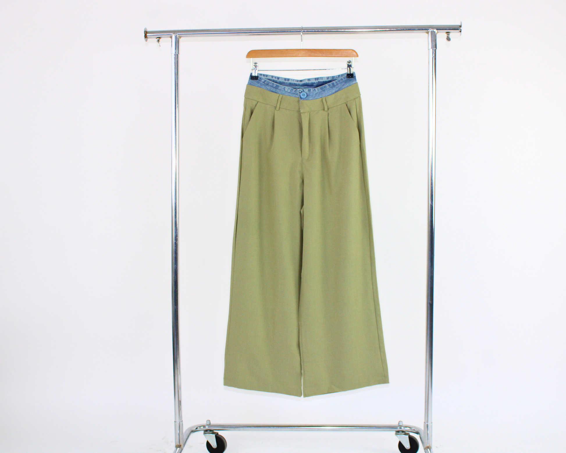 178 Pantalón de vestir con pretina de mezclilla