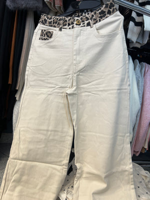 PS958 Pantalón Con Animal Print en Bolsas y Cintura