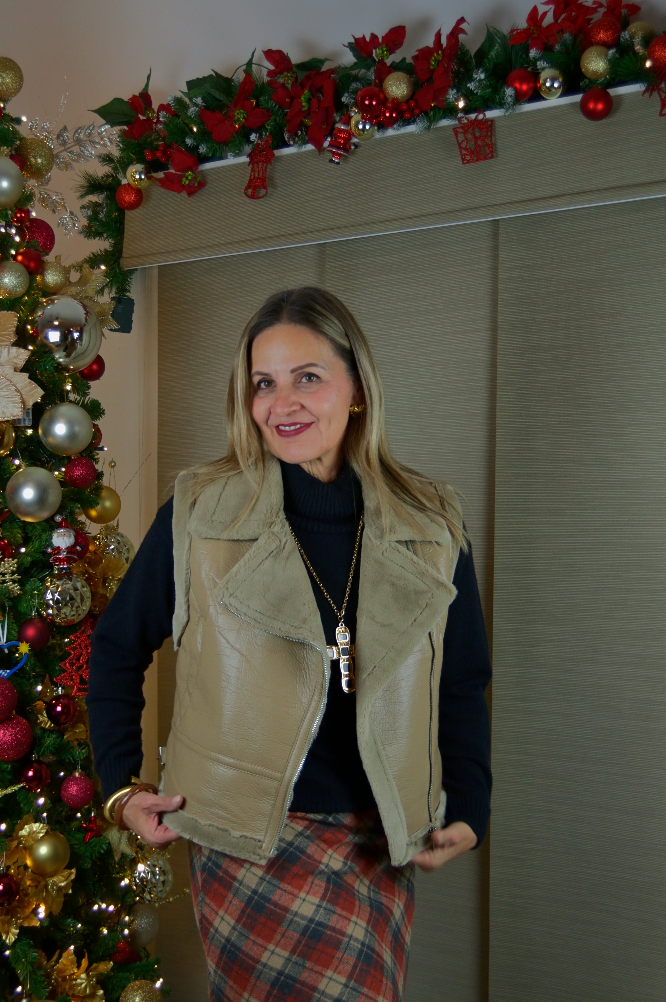 ST091 Suéter Tejido Liso Cuello de Tortuga