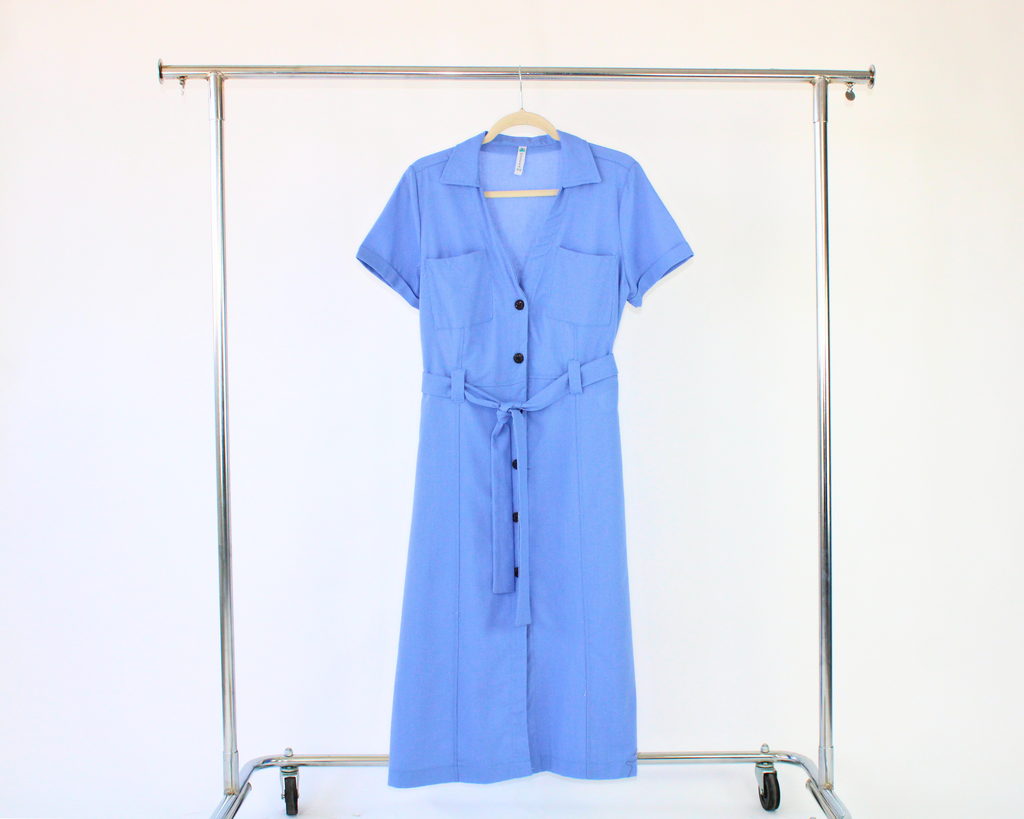 2523 Vestido Botón Obscuro Bolsas