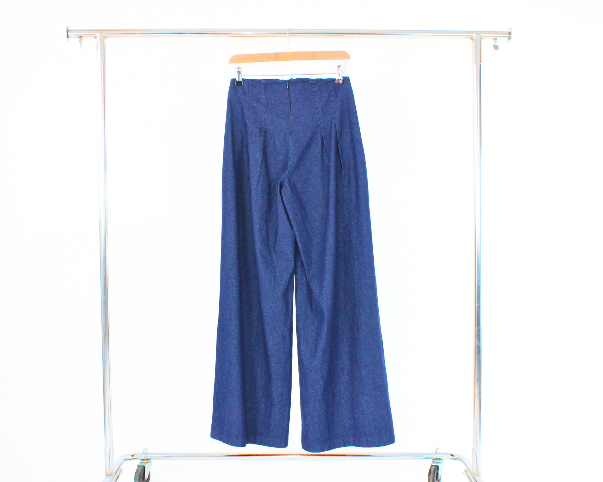 38391 Pantalón Tipo Mezclilla Acampanado