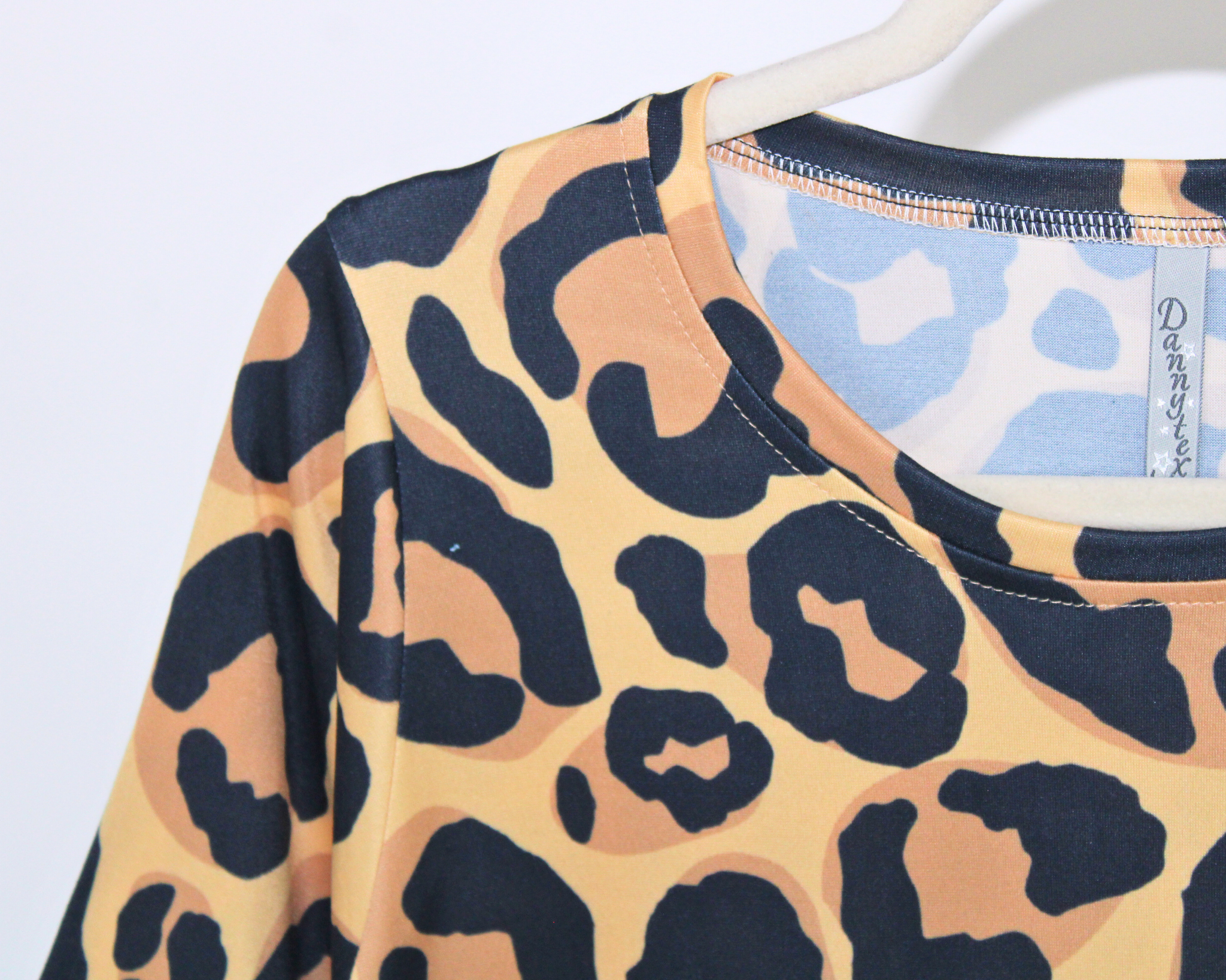 4921 Blusa Zambia Animal Print