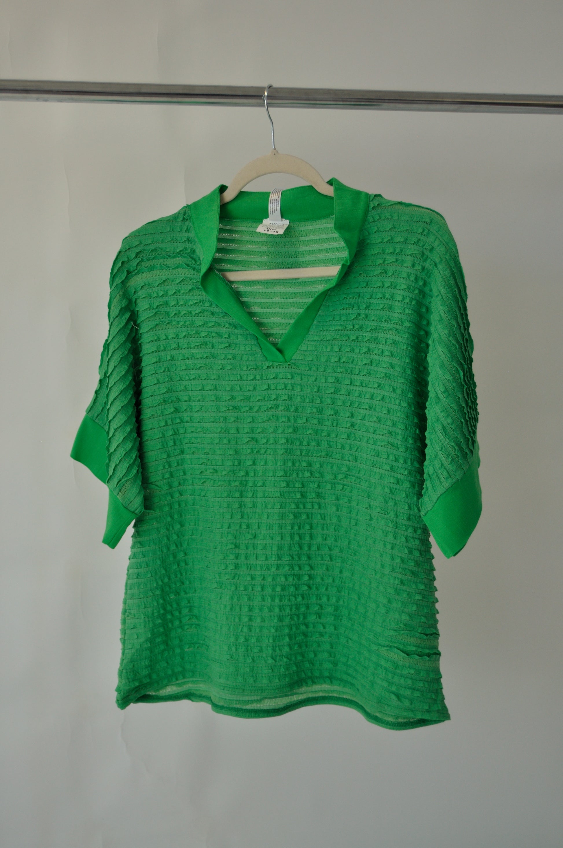 M2546 Blusa Cuello V Multi Olan