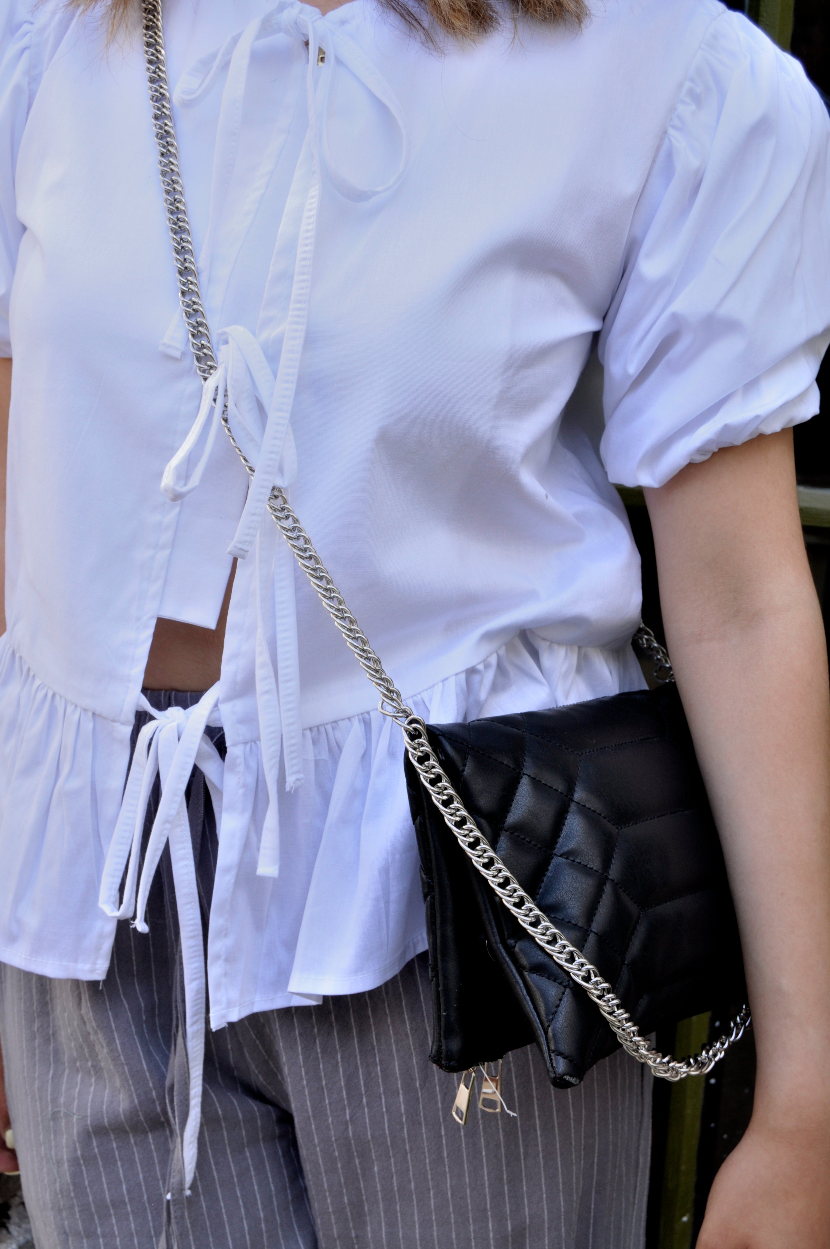 2562 Blusa Globo Bpop