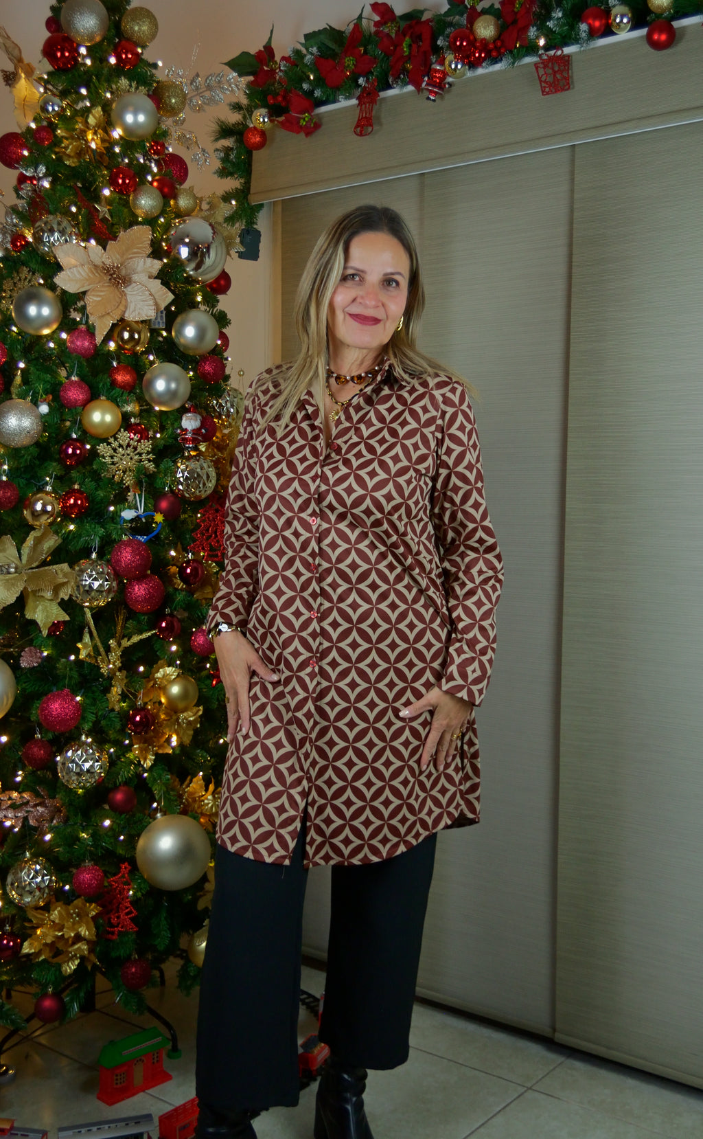 417 Conjunto Camisa Estampada Rombos y Círculos