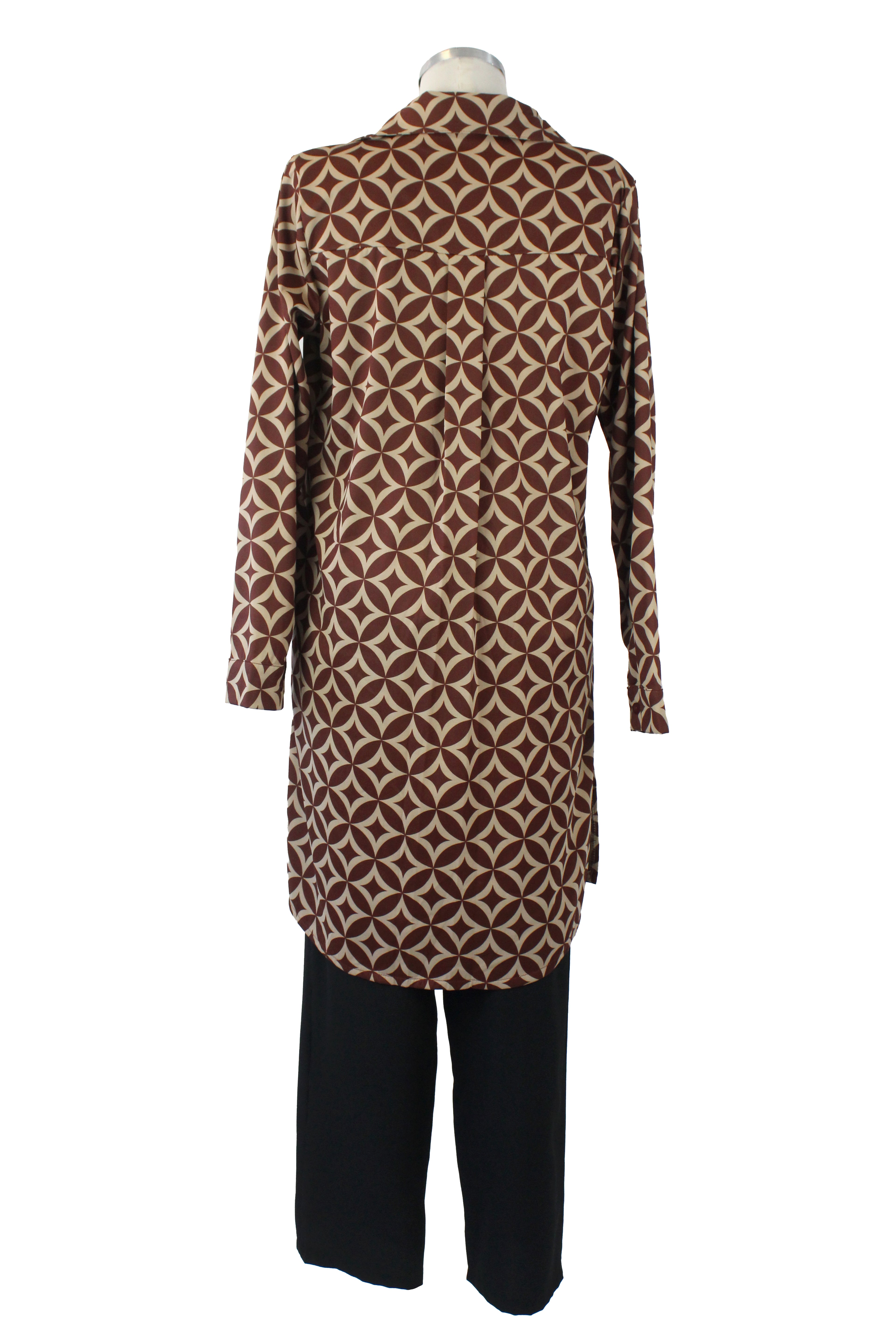 417 Conjunto Camisa Estampada Rombos y Círculos