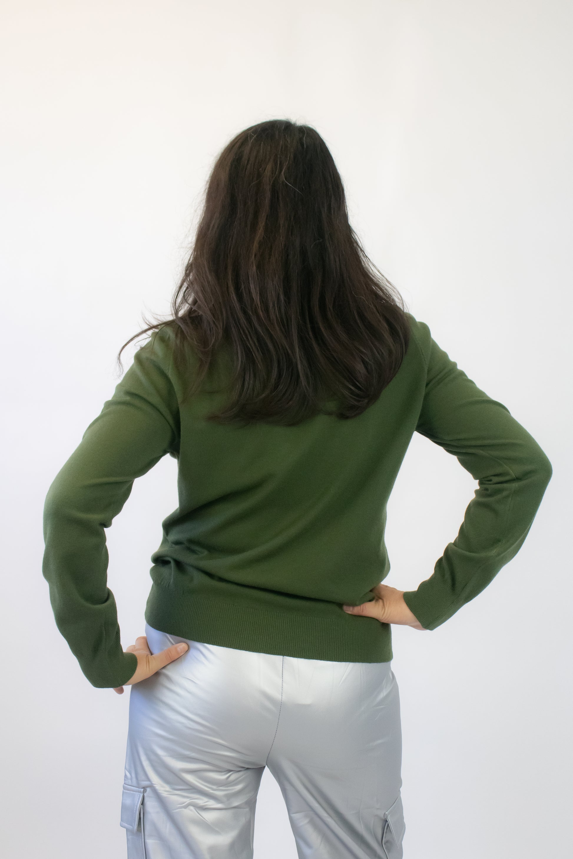 1283 Suéter Cuello Alto y Botones en los Hombros