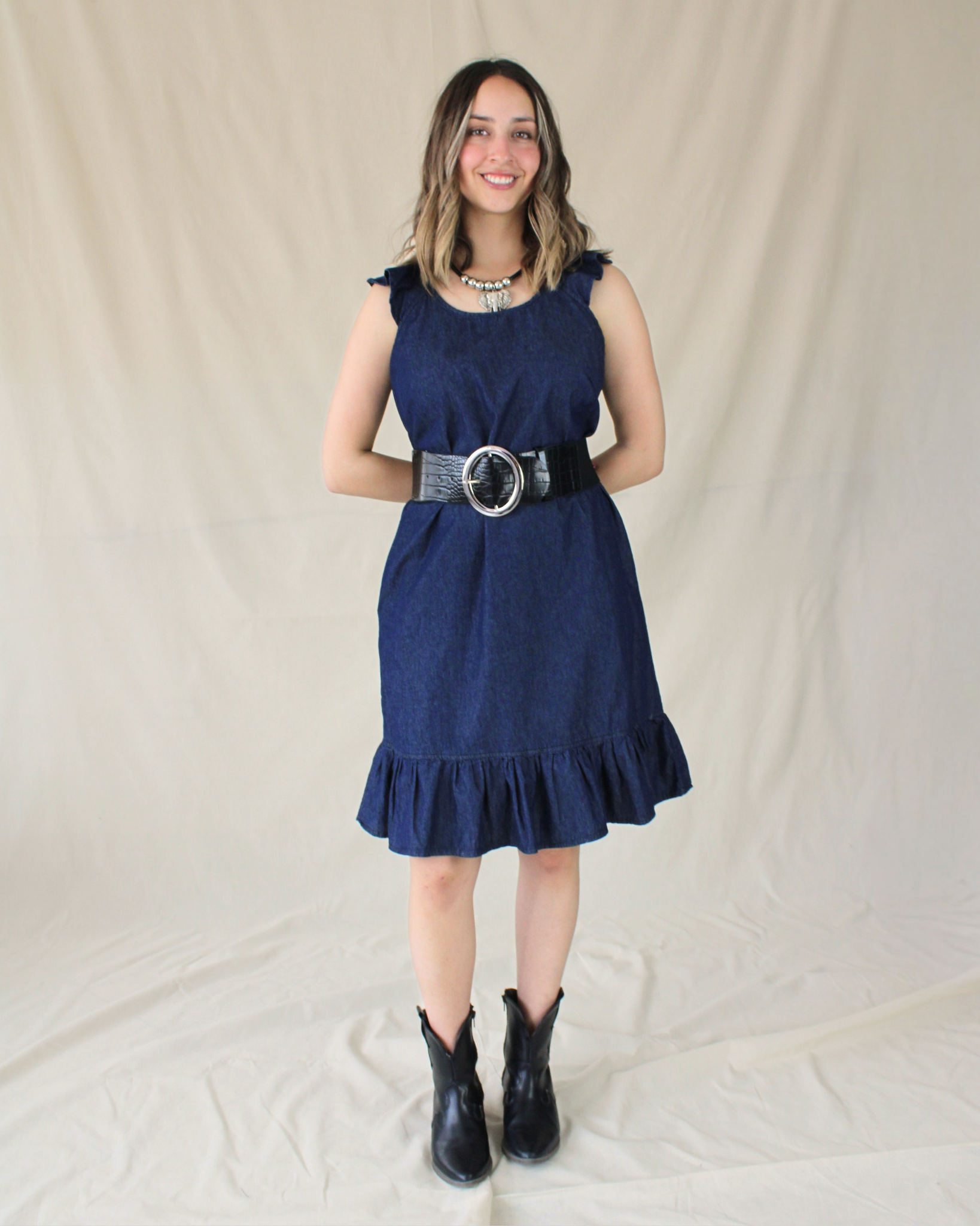 2041 Vestido Mezclilla Con Olán