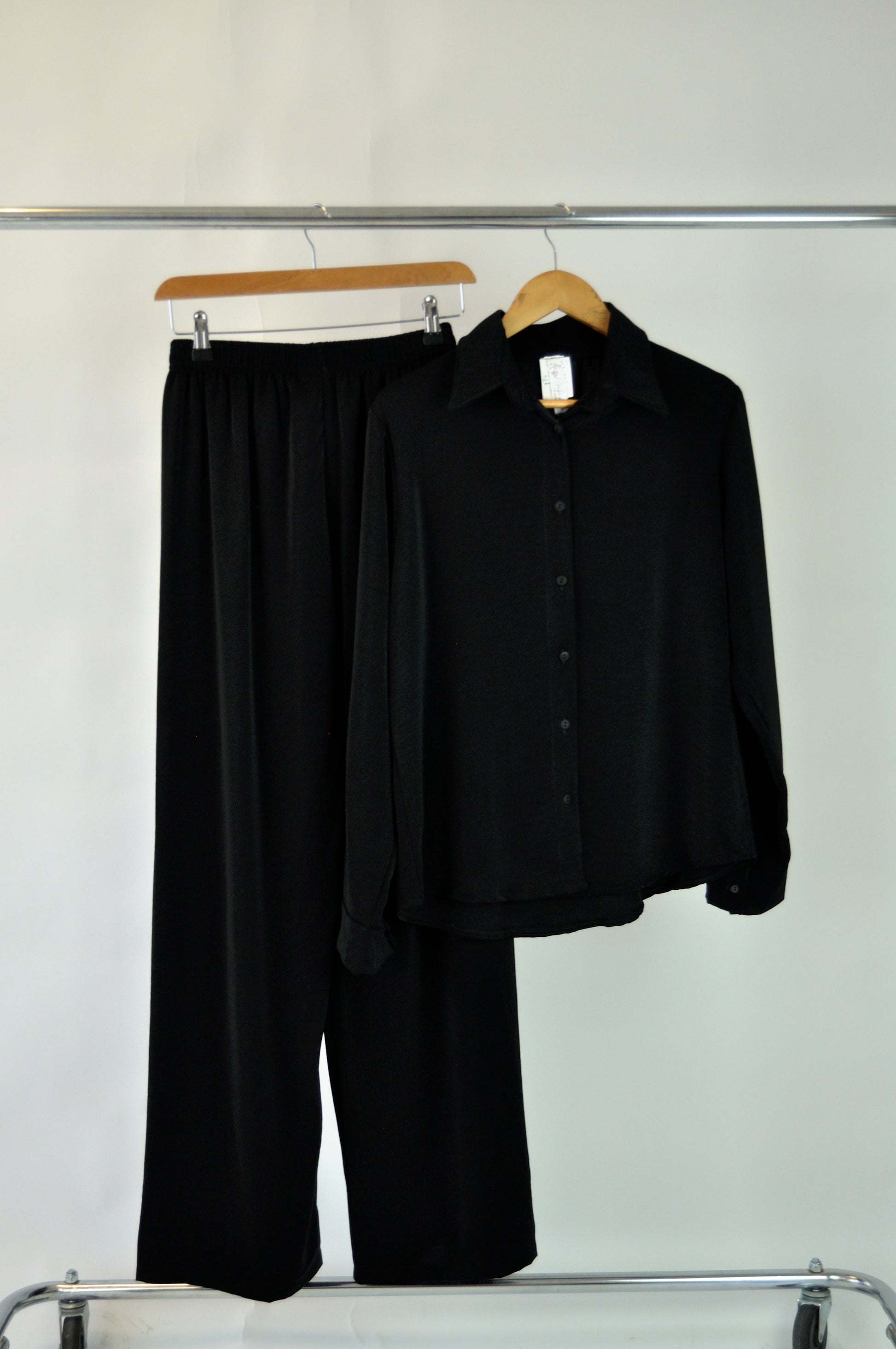M2436-D Conjunto Blusa Camisera Manga Larga y Pantalon