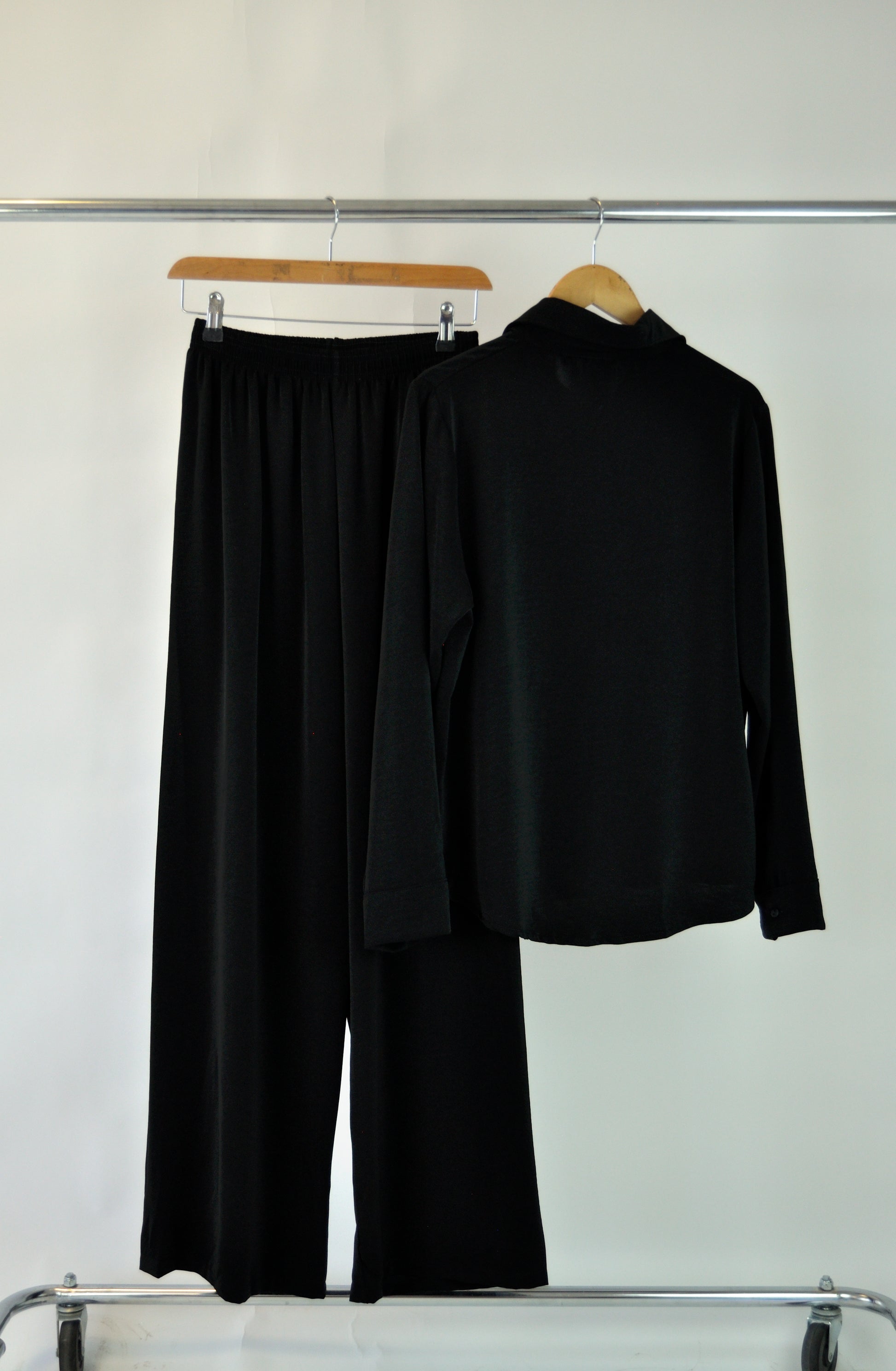 M2436-D Conjunto Blusa Camisera Manga Larga y Pantalon