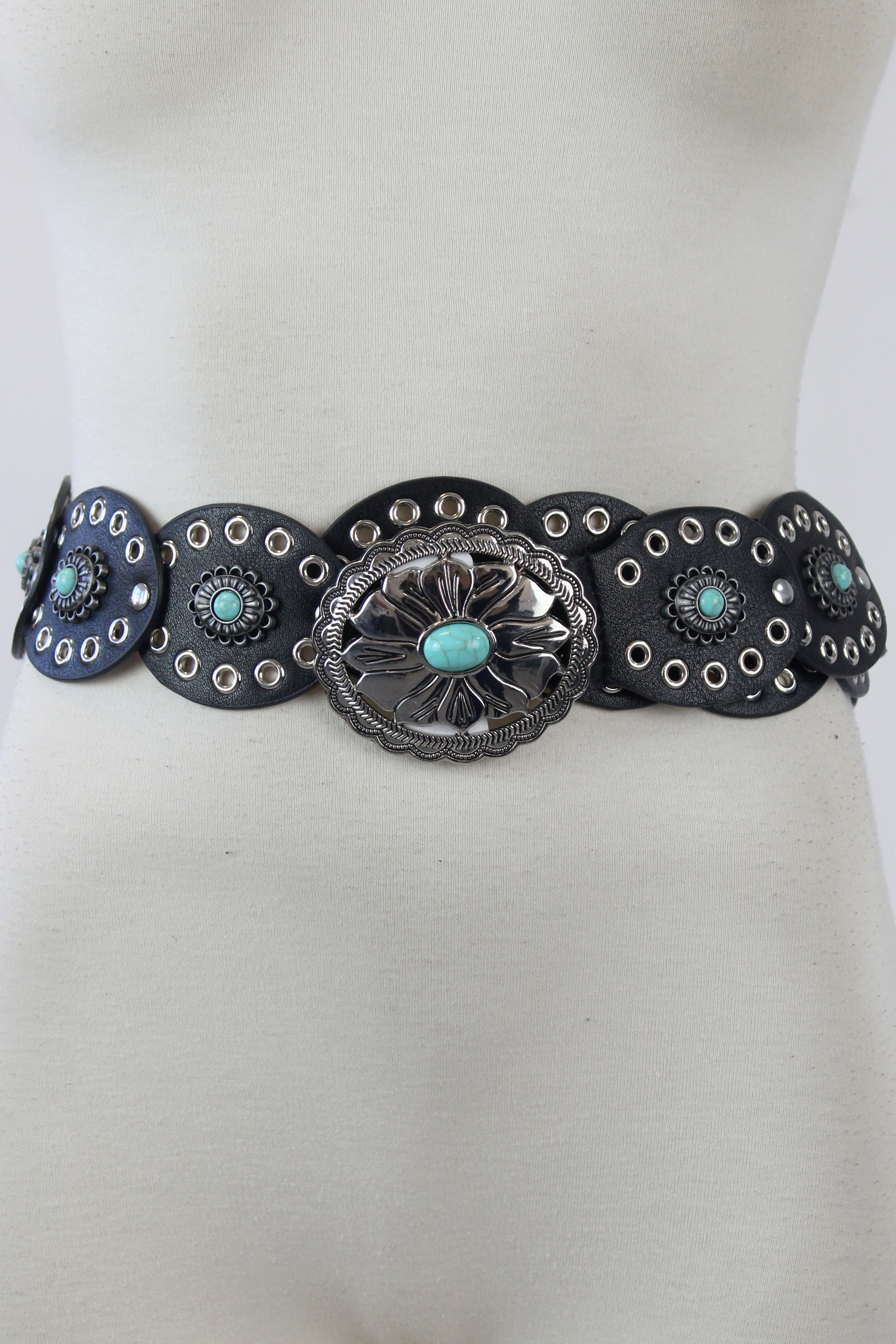 TTB-244 Cinto Óvalos con Estoperoles y Piedra al centro