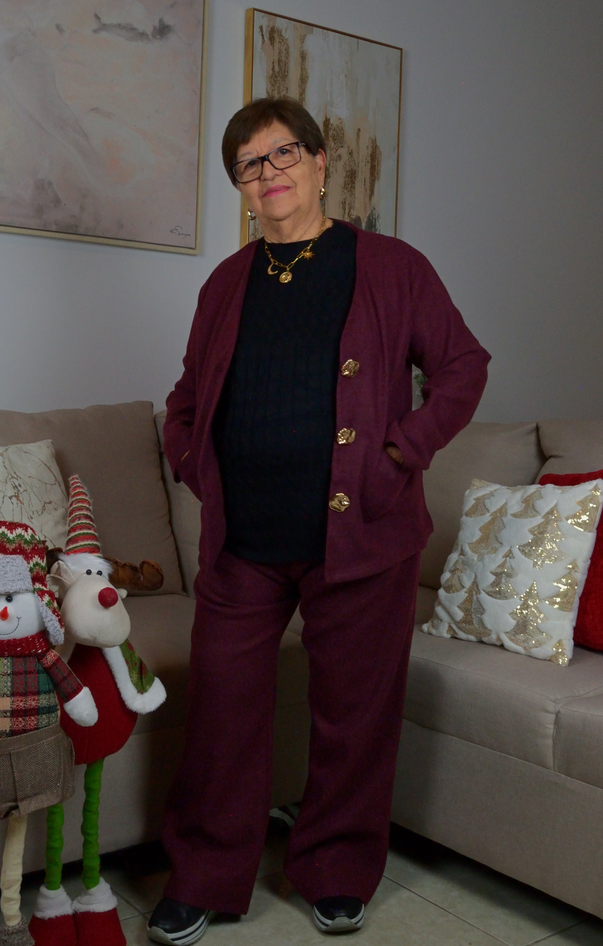 GT-3M158 Conjunto Gamuza con Botones Irregulares