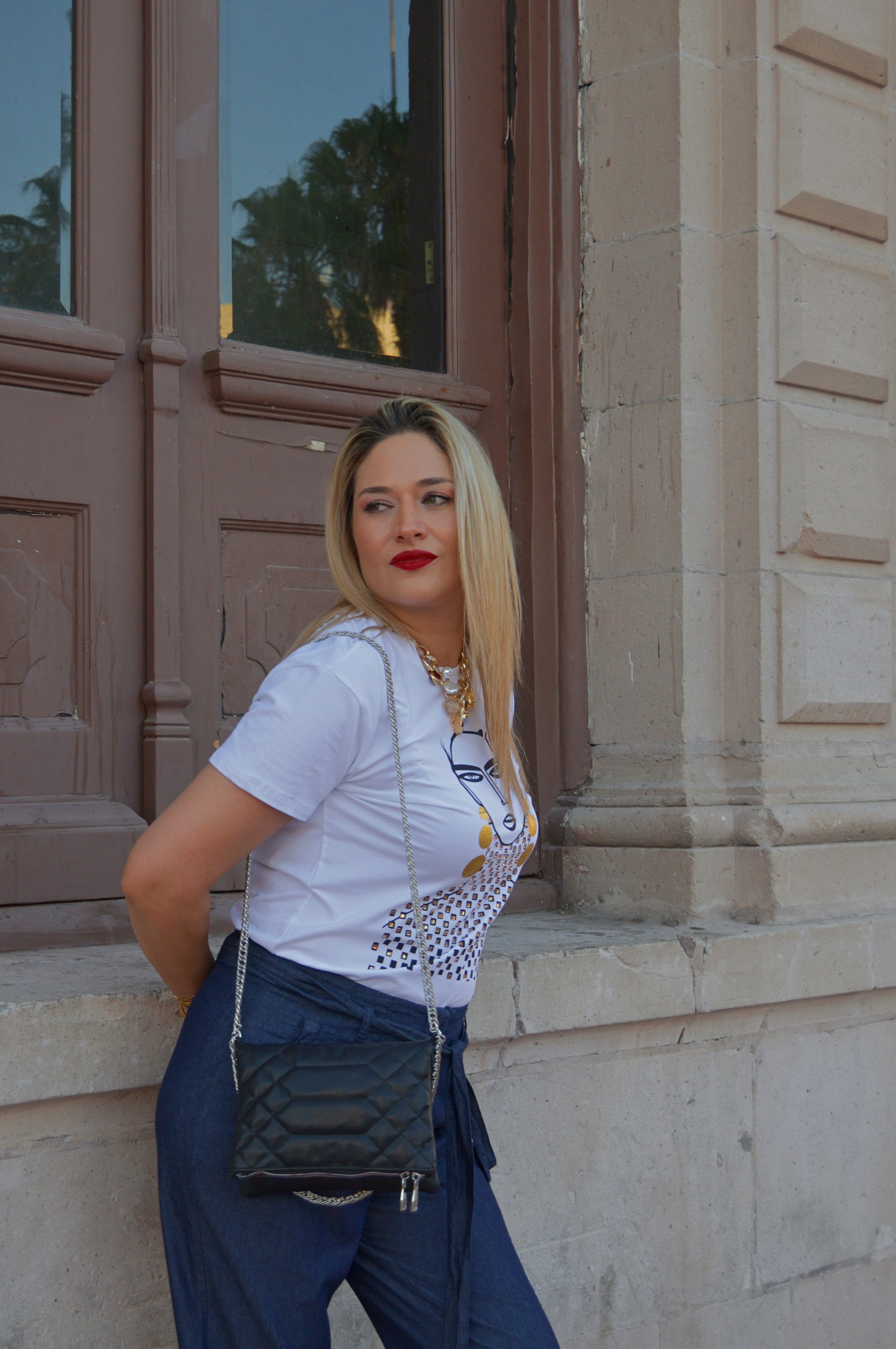 2065 Pantalón Tipo Mezclilla Con Jareta Corte Recto