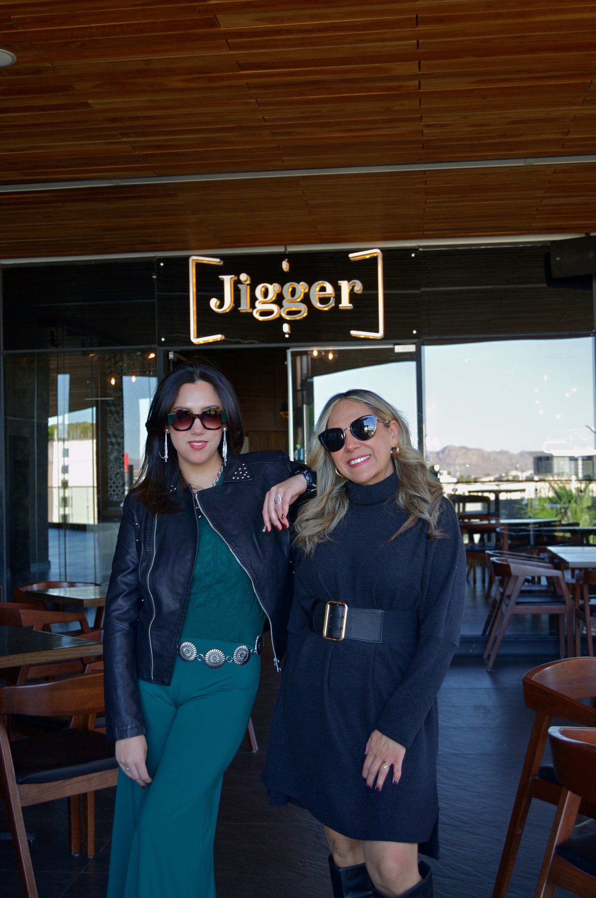 2711RBRJ Blusón con Cuello de Tortuga y Manga Abullonada