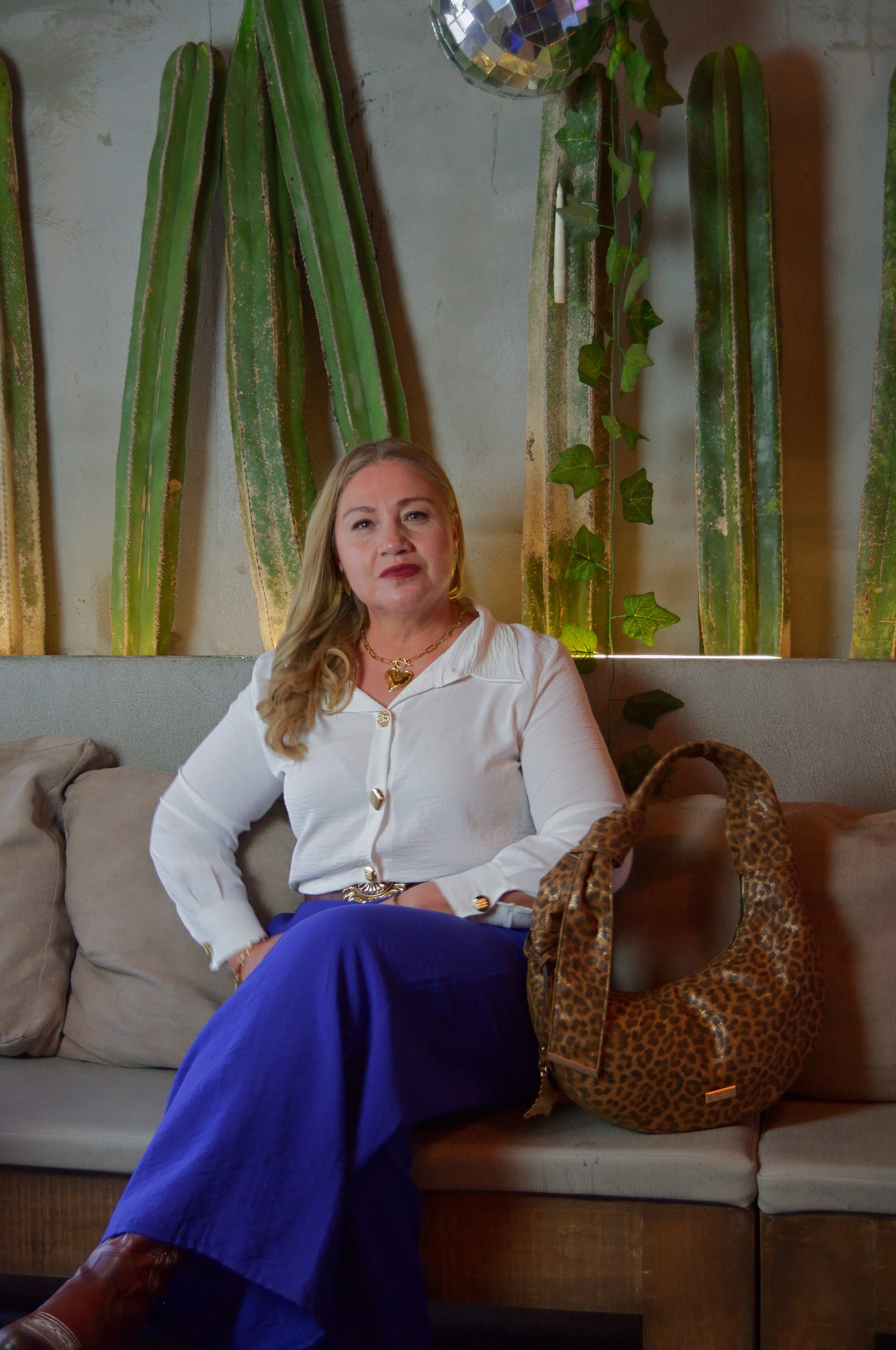 25351 Camisa Lisa Variedad de Botones