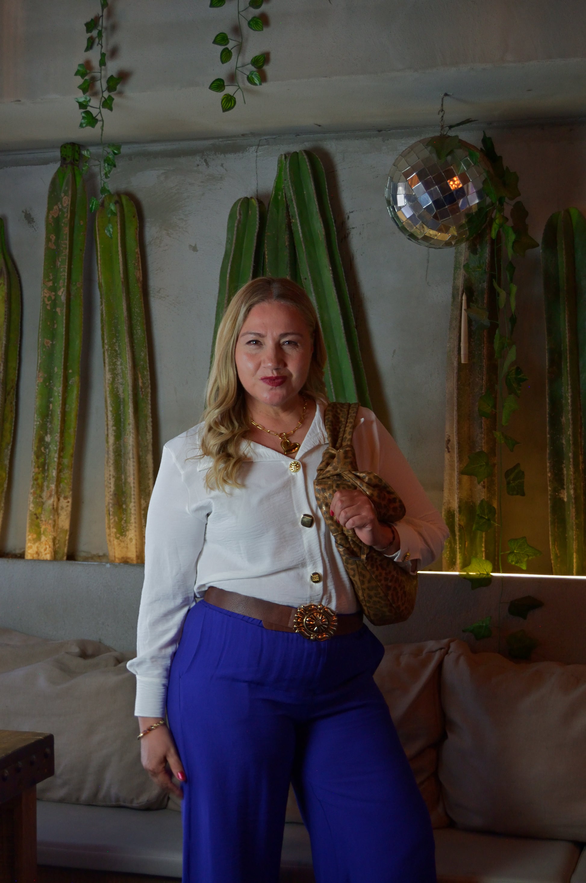 25351 Camisa Lisa Variedad de Botones