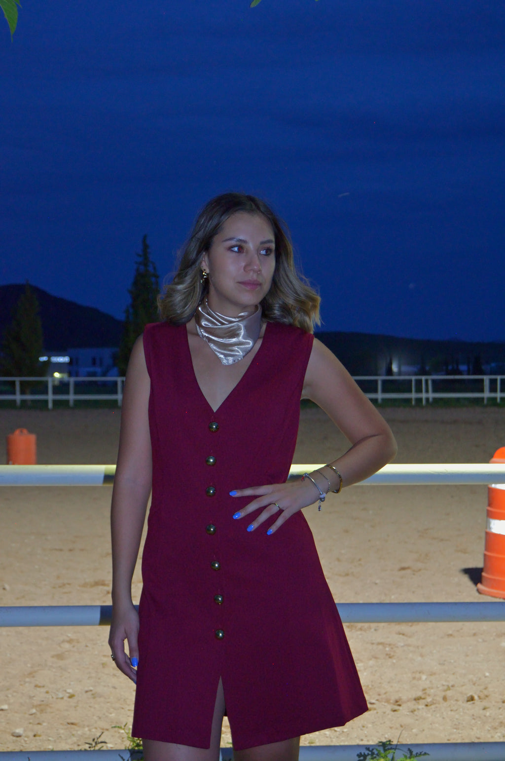 4243SPJ Vestido Sin Mangas Botones Dorados