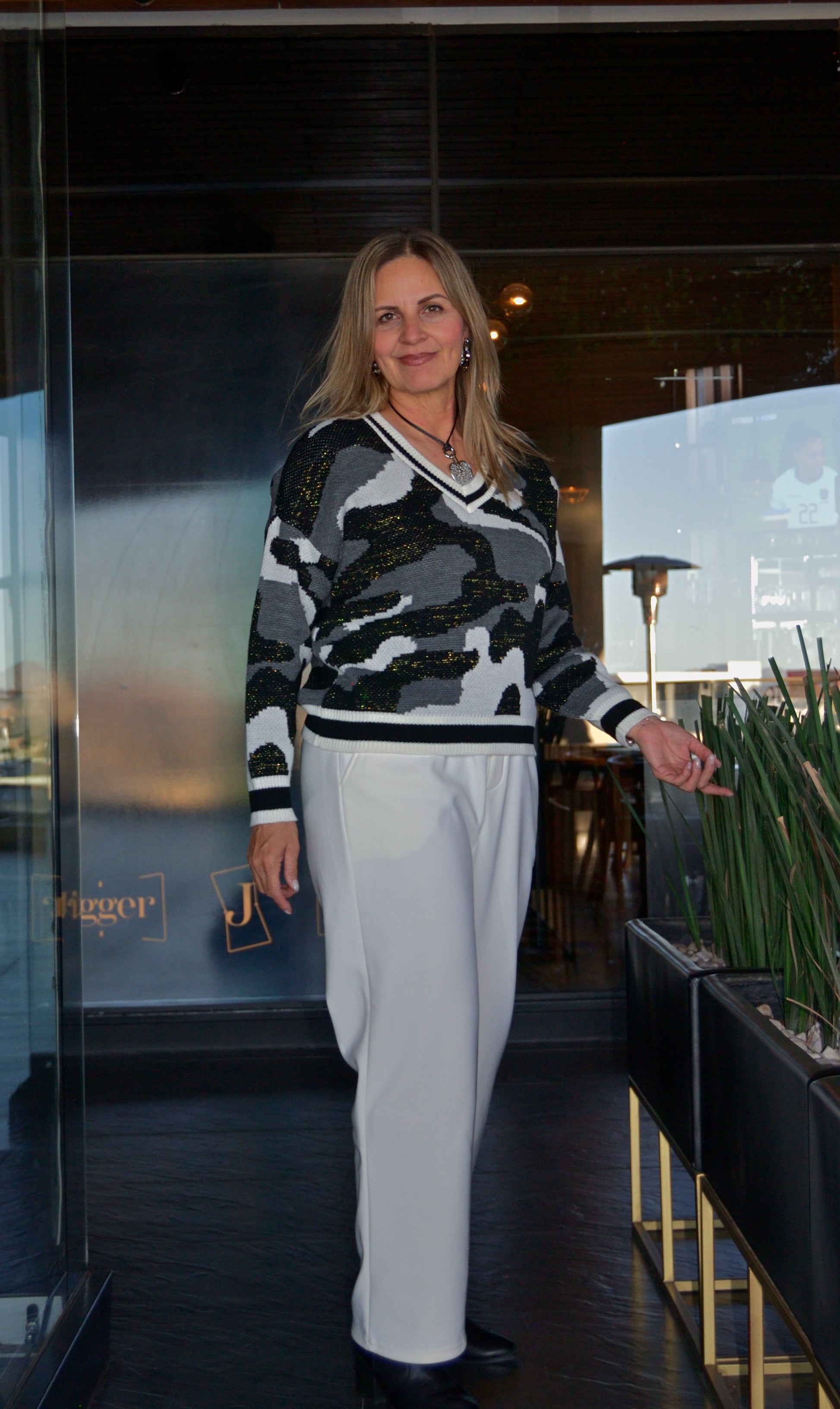 S-26 Pantalonera Lisa con Borrega Adentro