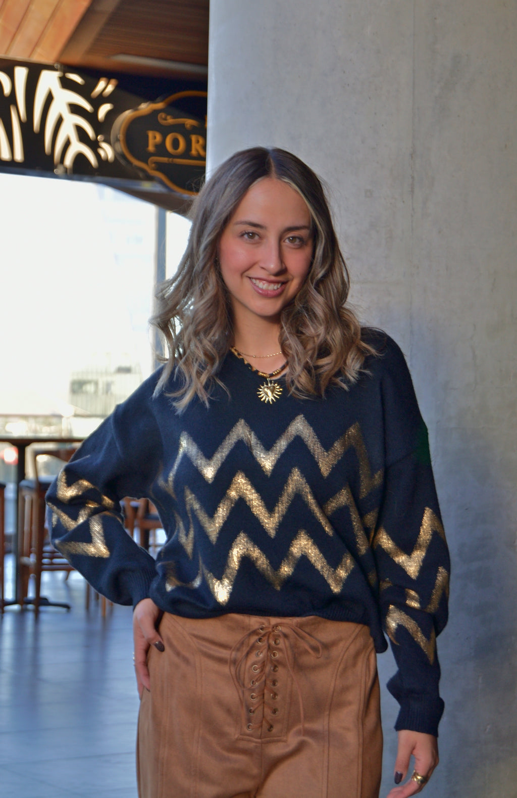 ZH15482 Suéter Estampado Metálico