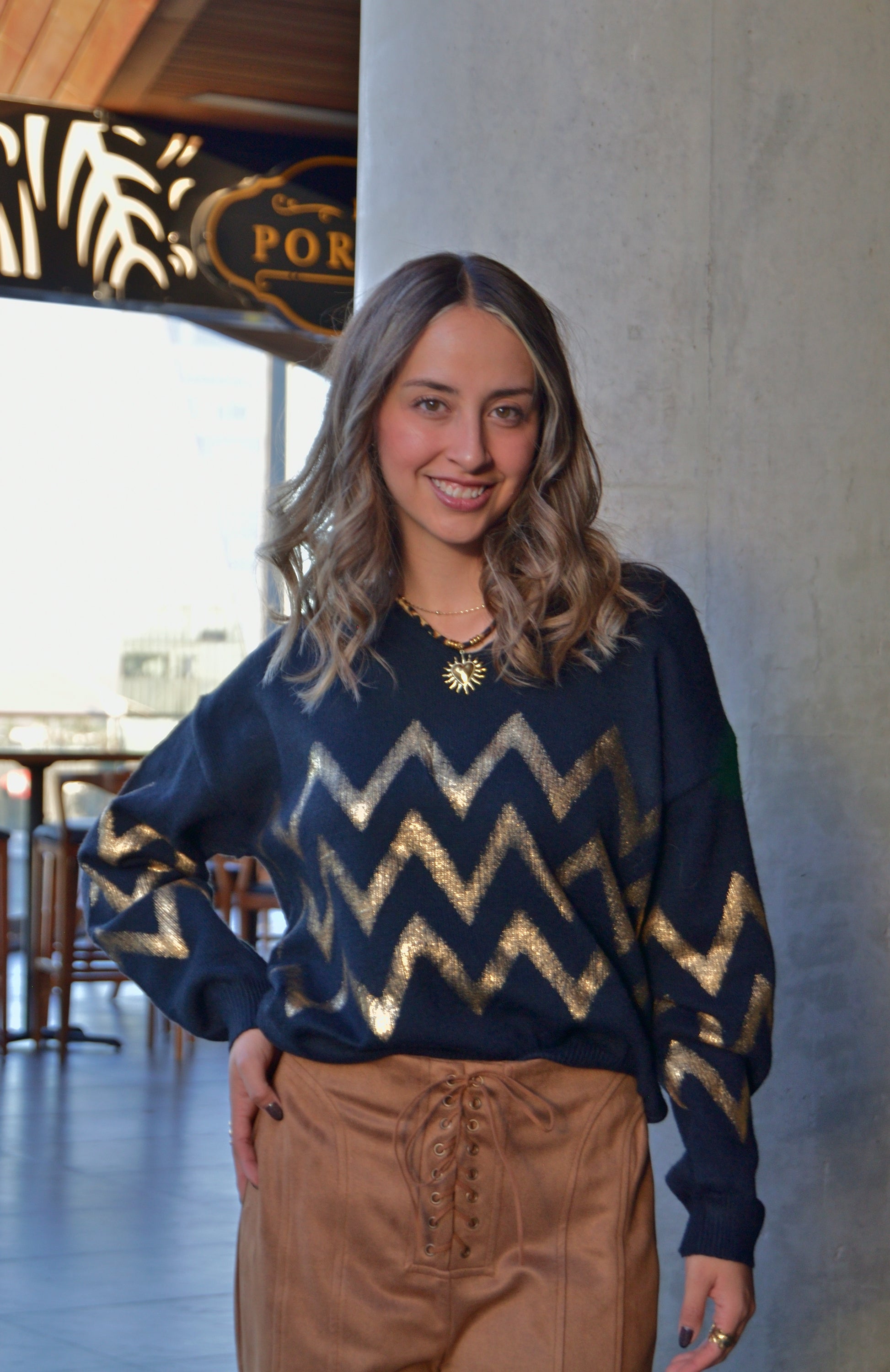 ZH15482 Suéter Estampado Metálico