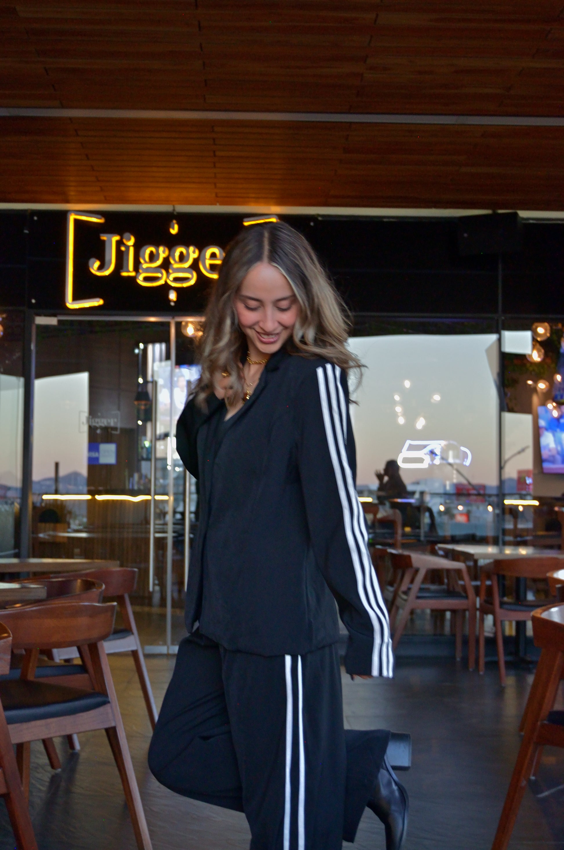 L807 Conjunto Saco con Rayas Laterales