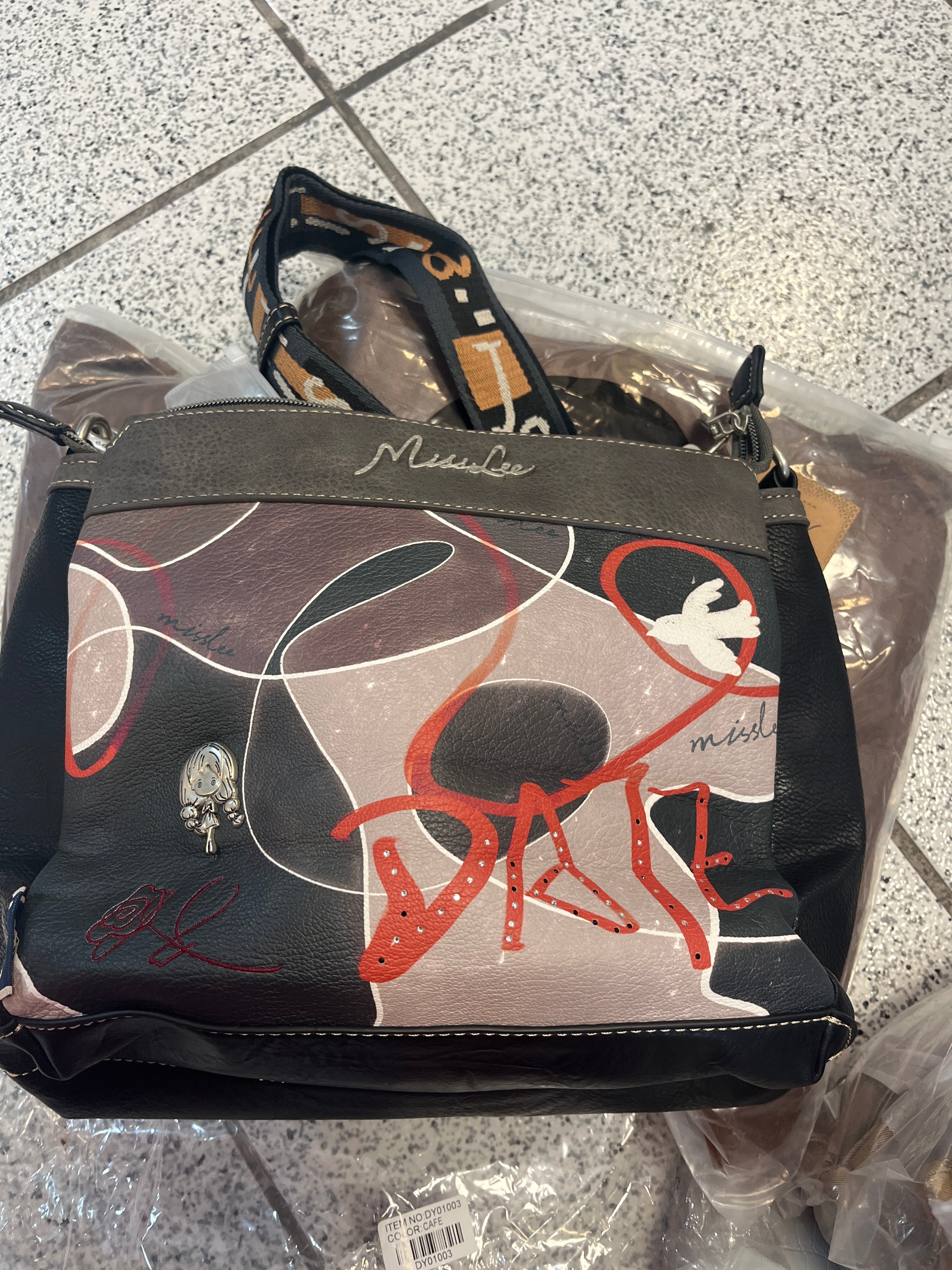 ML02803 Bolsa Datz Mediana