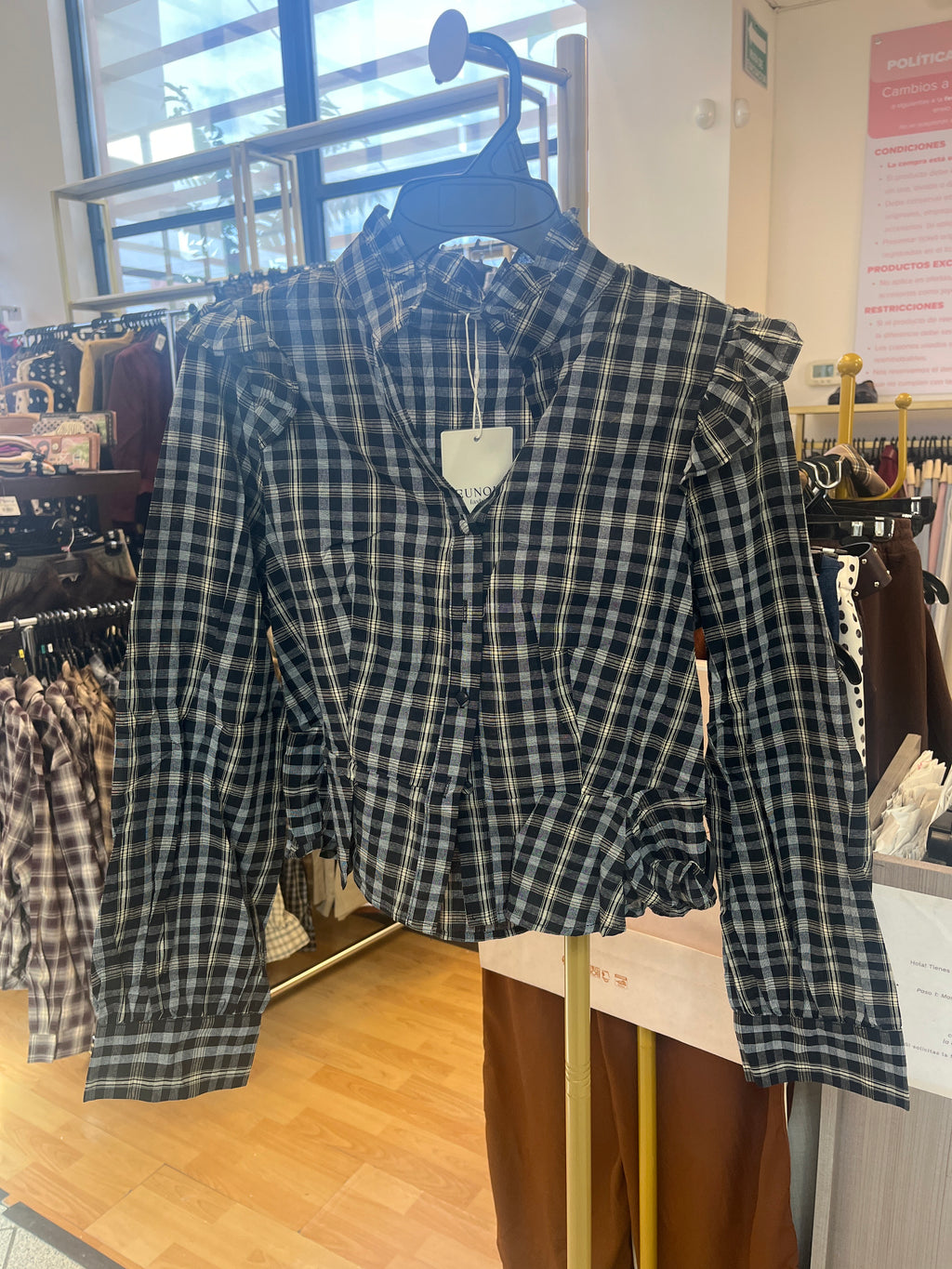 Blusa EU-HS643-12