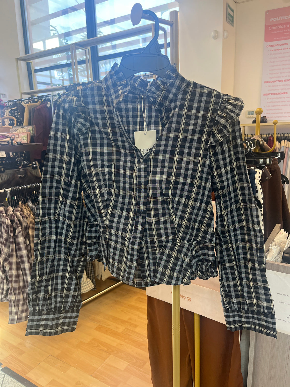 Blusa EU-HS643-12