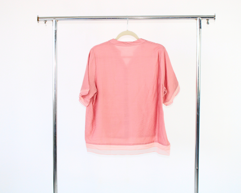 E170 Blusa Cuello Mao Manga Corta Flores Bordadas