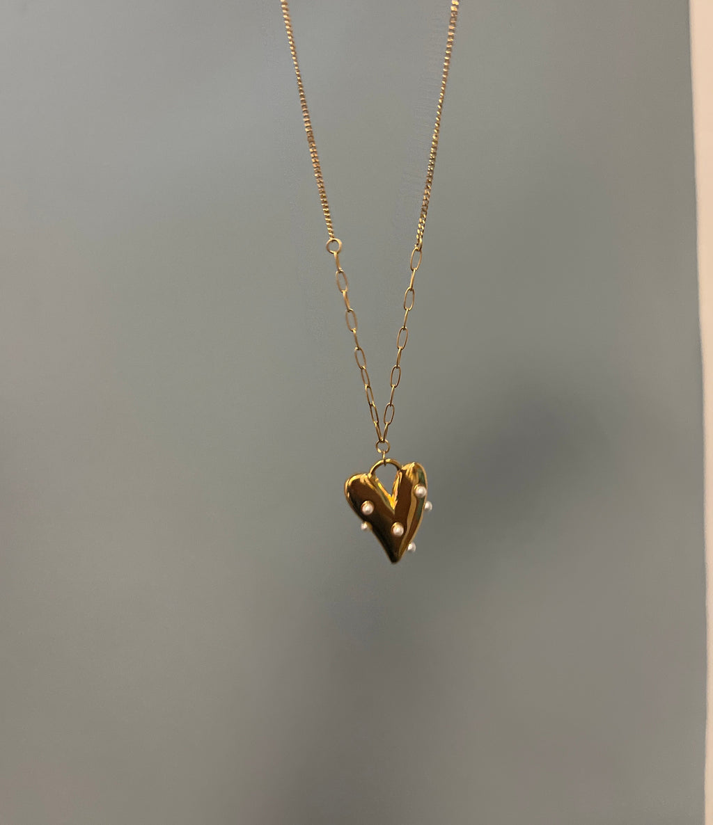 COCA Collar Corazon Aperlado Cadena Mini Eslabon