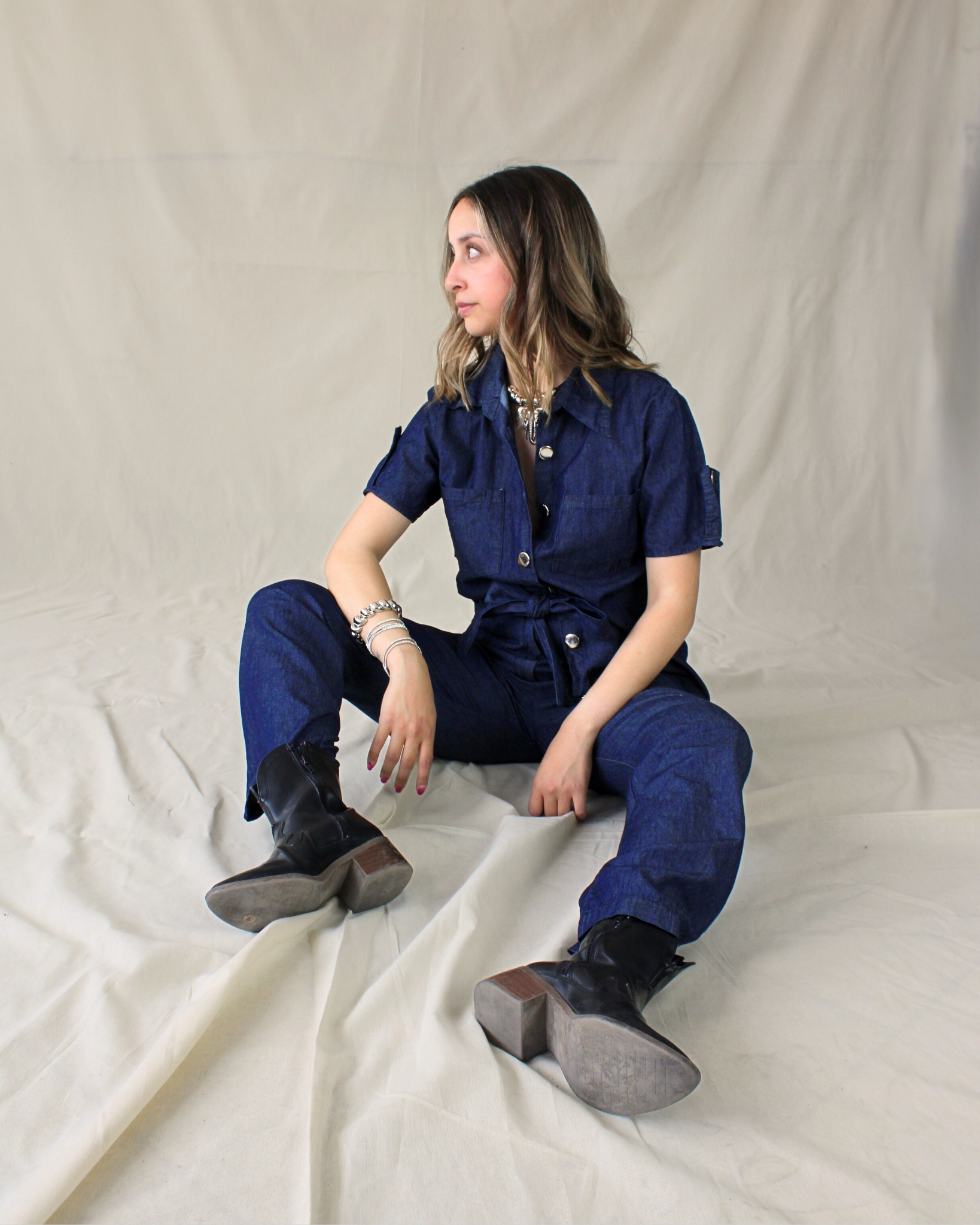 2065 Pantalón Tipo Mezclilla Con Jareta Corte Recto