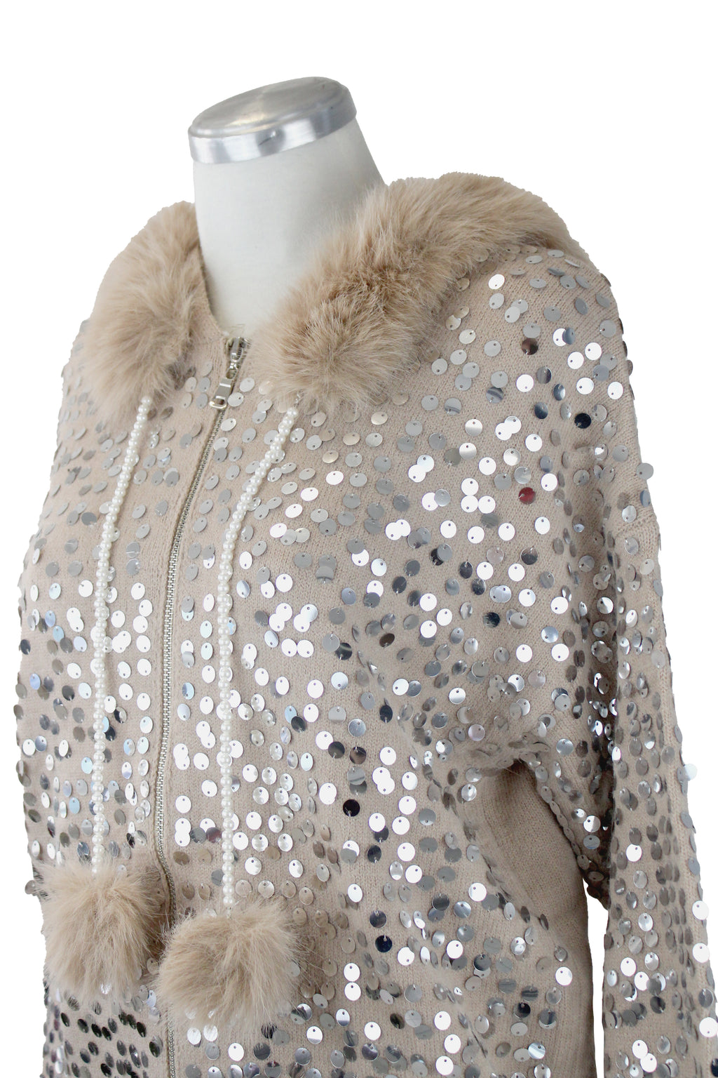 T1913 Chamarra Lentejuelas con Peluche Cordones Aperlados