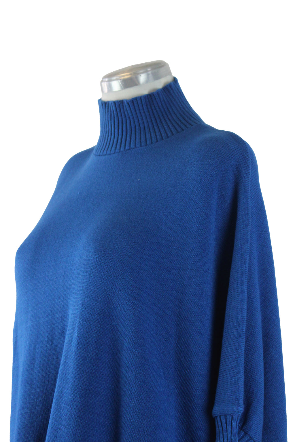 OLGA Capa Orilla Olanes Cuello Medio Alto