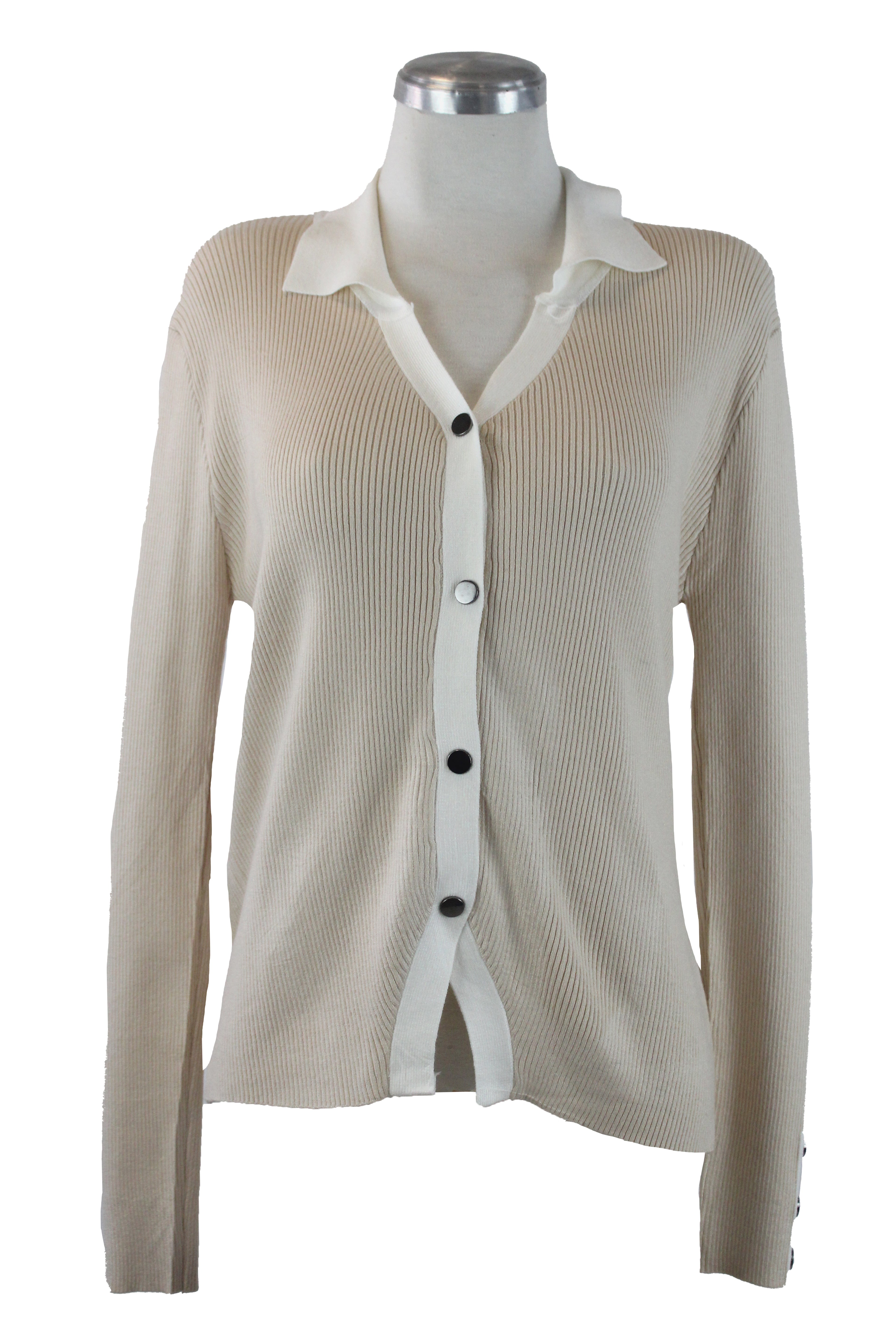 SQY-30047 Suéter con Cuello Tipo Camisa y Botones Plateados