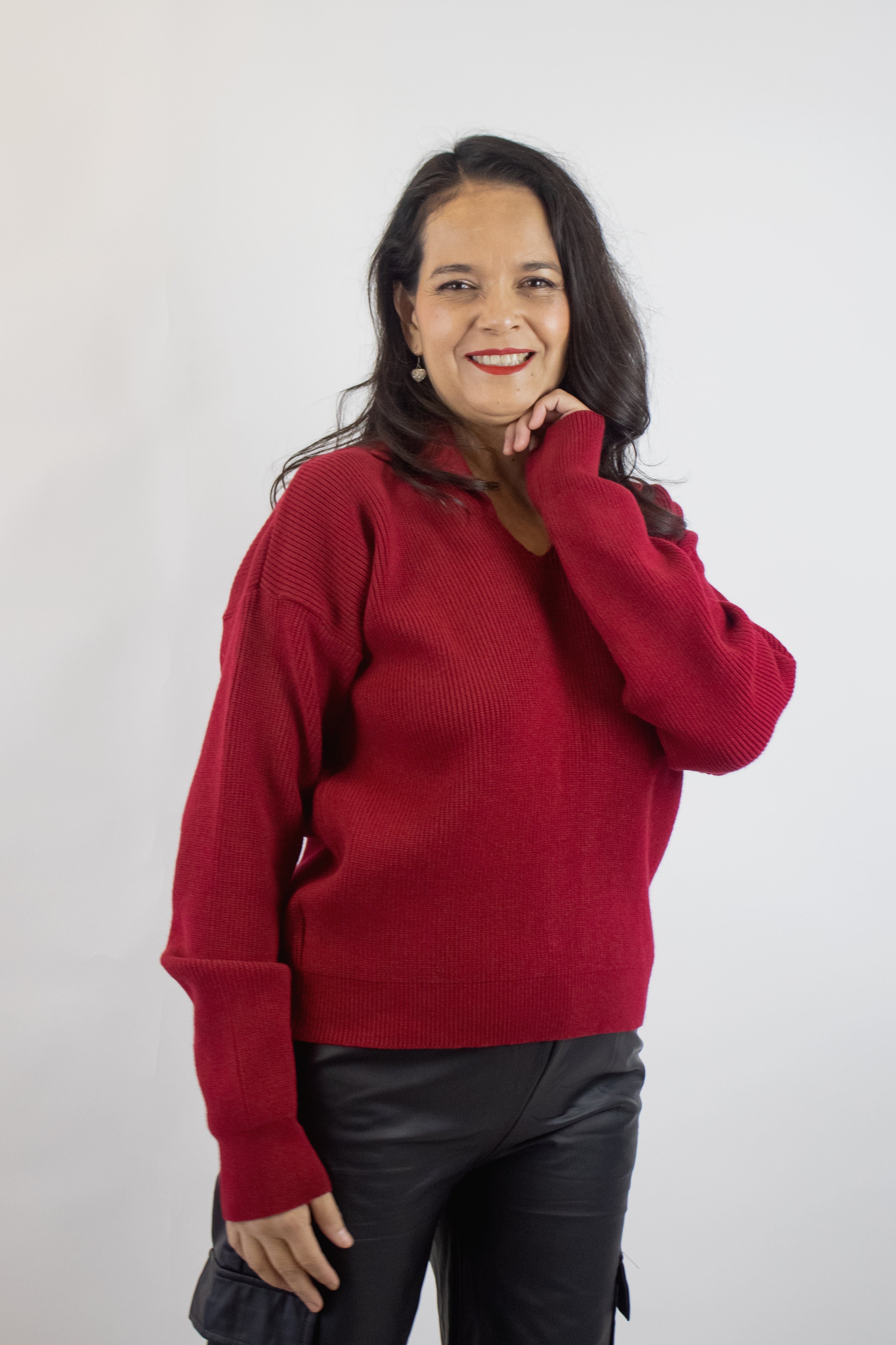 KATERINA Sueter Liso Cuello V Camisero