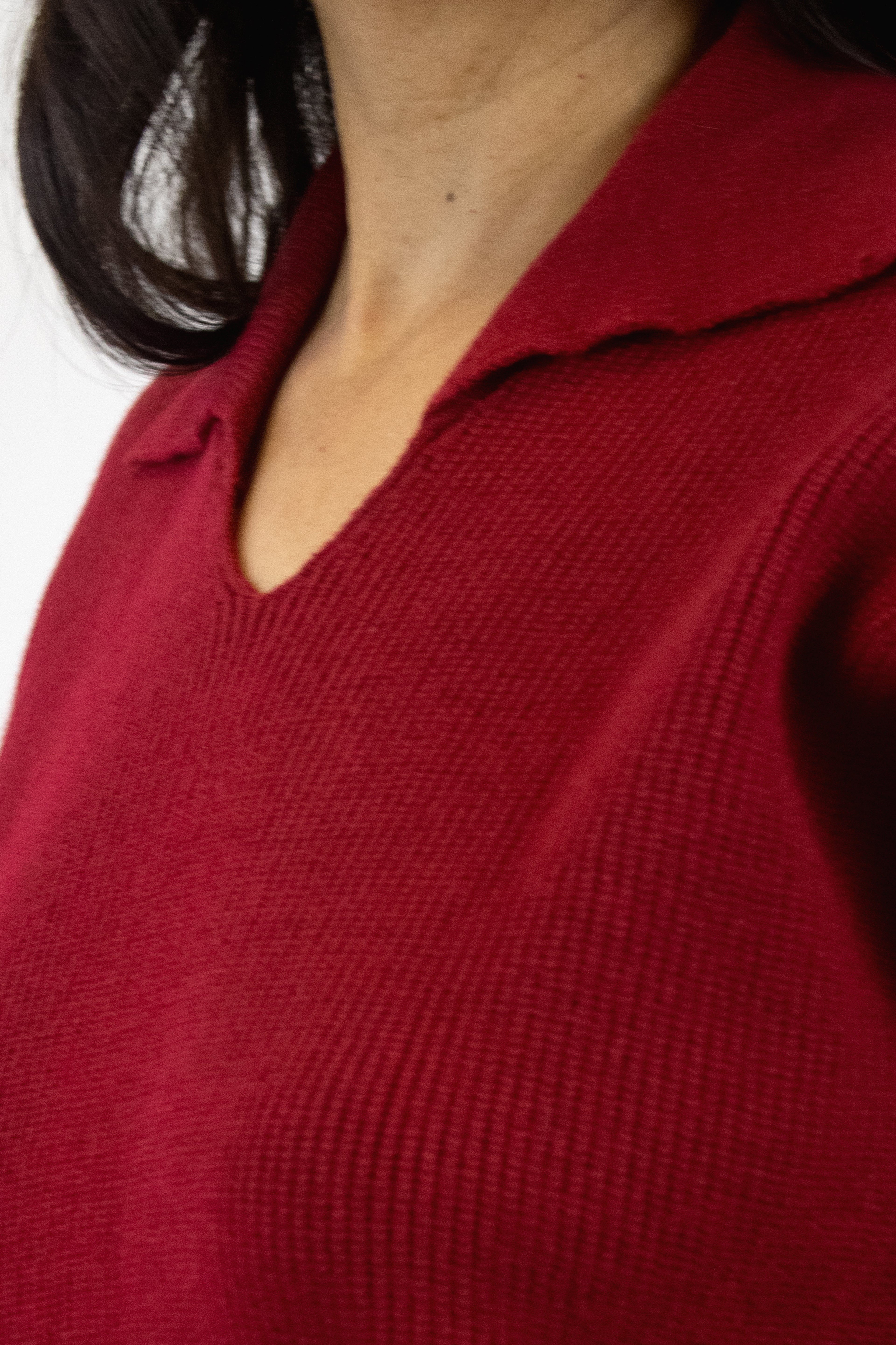 KATERINA Sueter Liso Cuello V Camisero