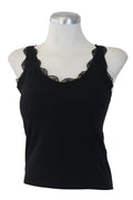 T3340 Blusa Básica con Borden Bordado y Copas