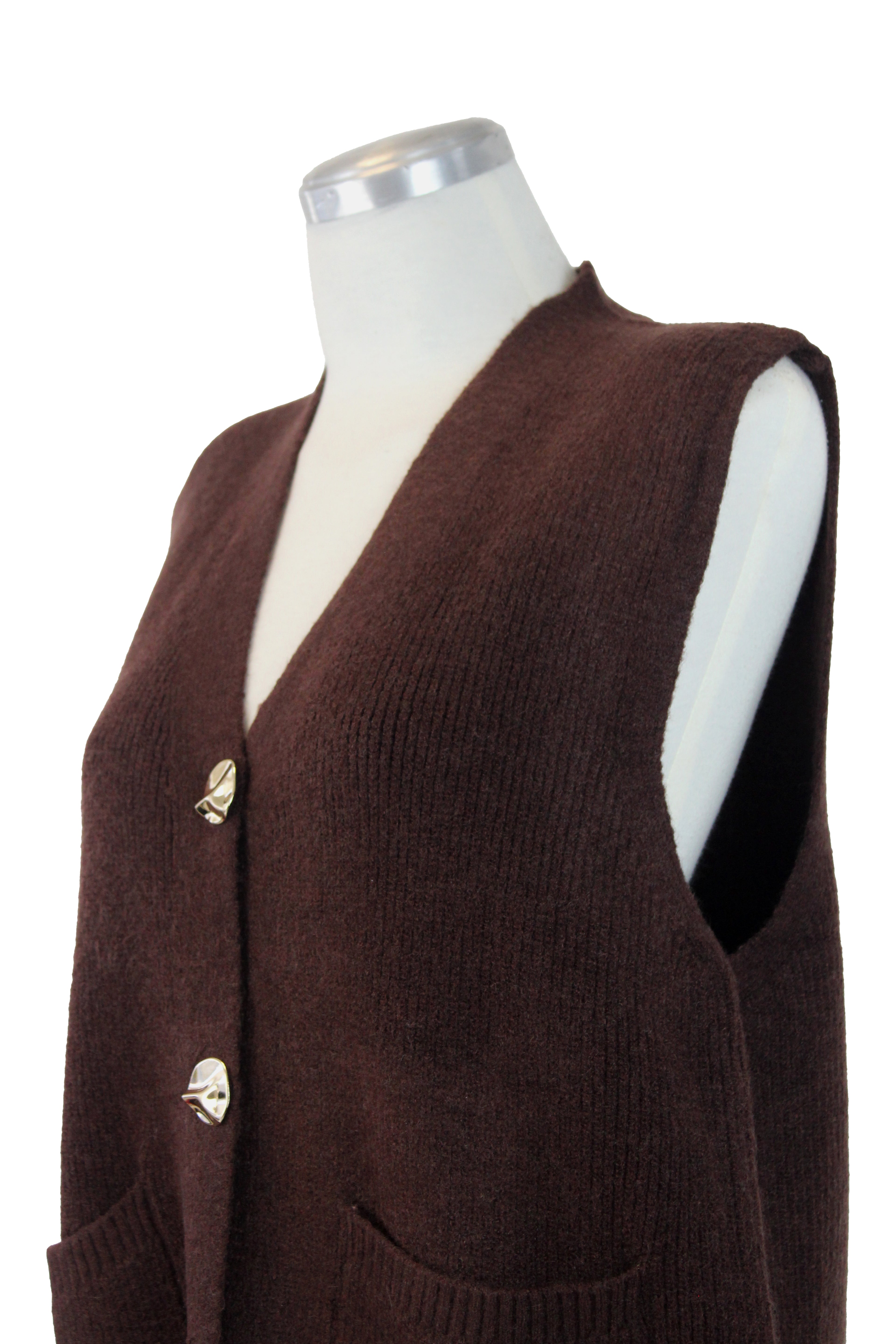 T3530 Chaleco Tejido Botones Dorados Arrugados