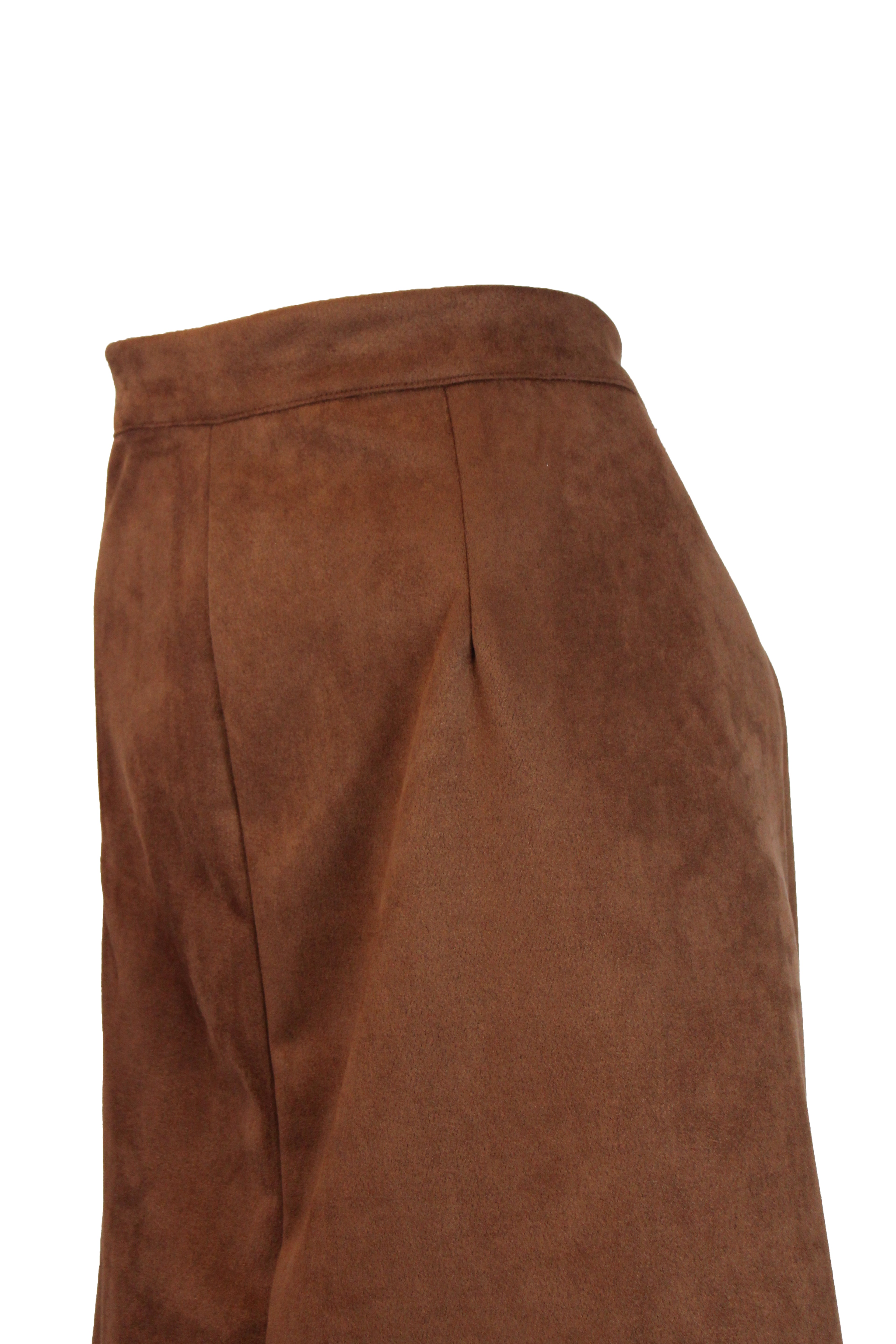 2537 Falda Gamuza con Pretina