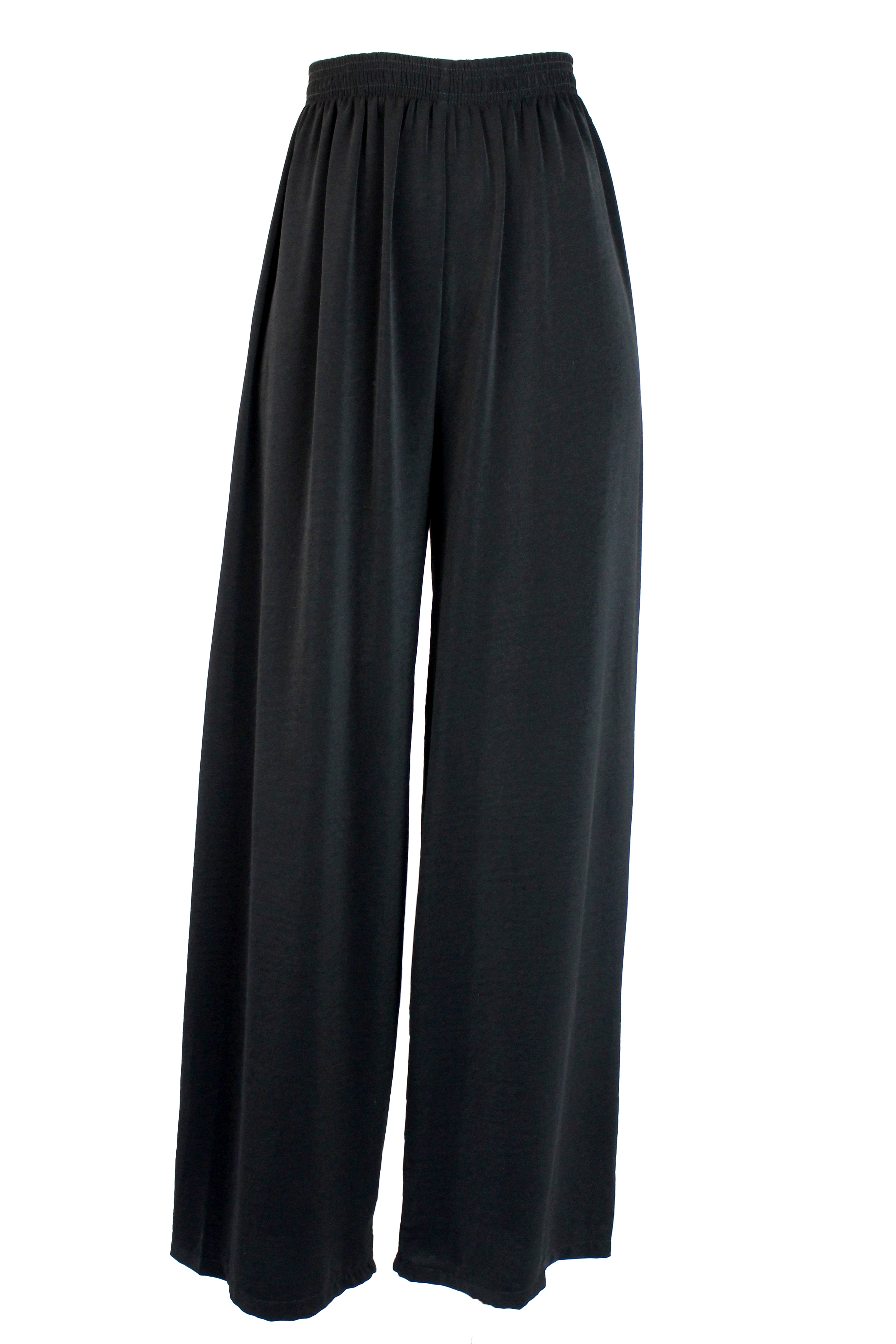 27 Pantalón Recto de Tela Fresca