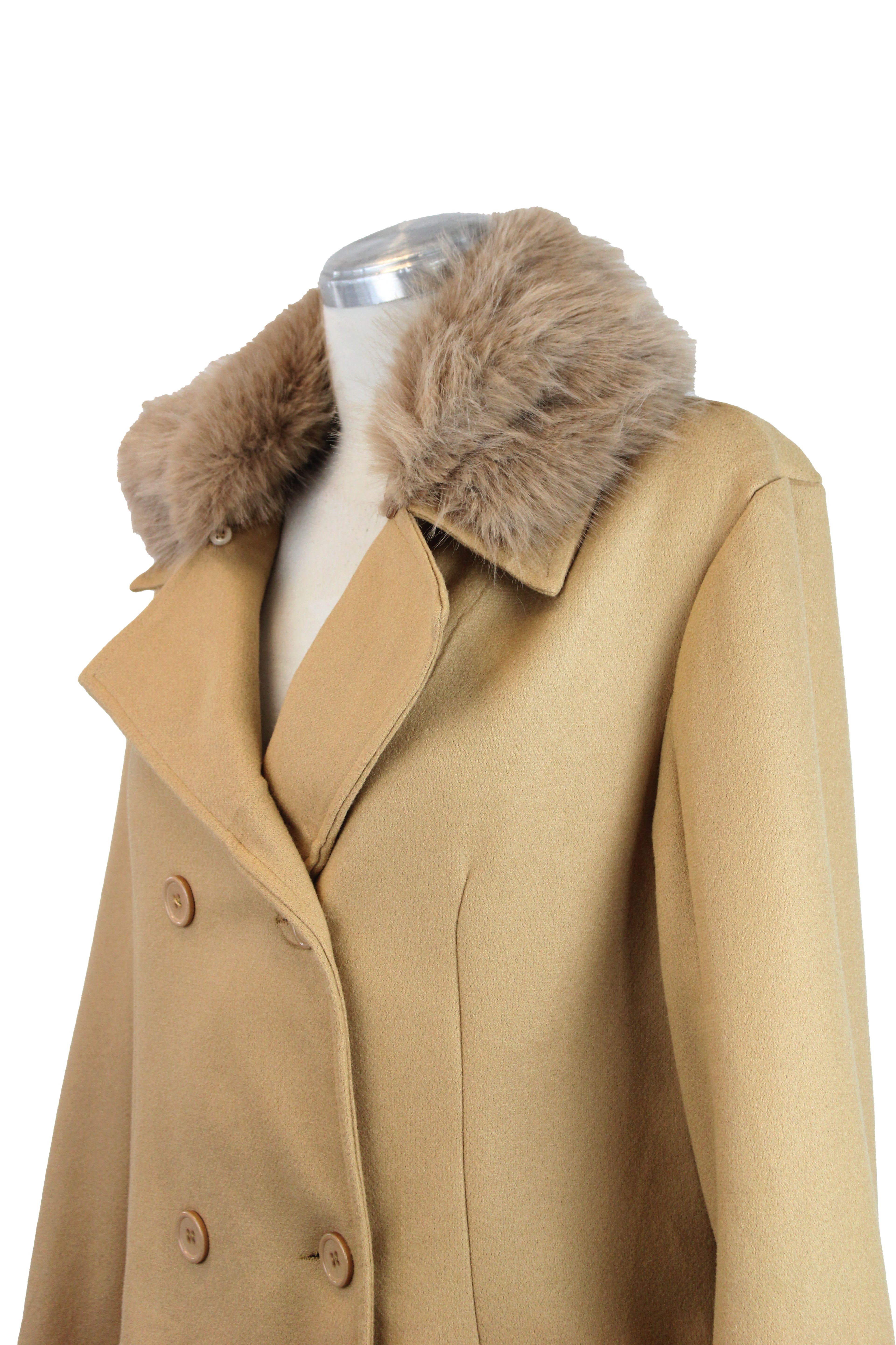 JQ- 61159 Gabardina Larga con Botones y Cuello Camisero