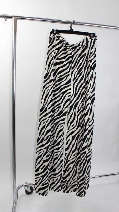 3705 Pantalon Maya Zebra Corte Pata de Elefante