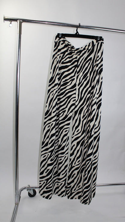 3705 Pantalon Maya Zebra Corte Pata de Elefante