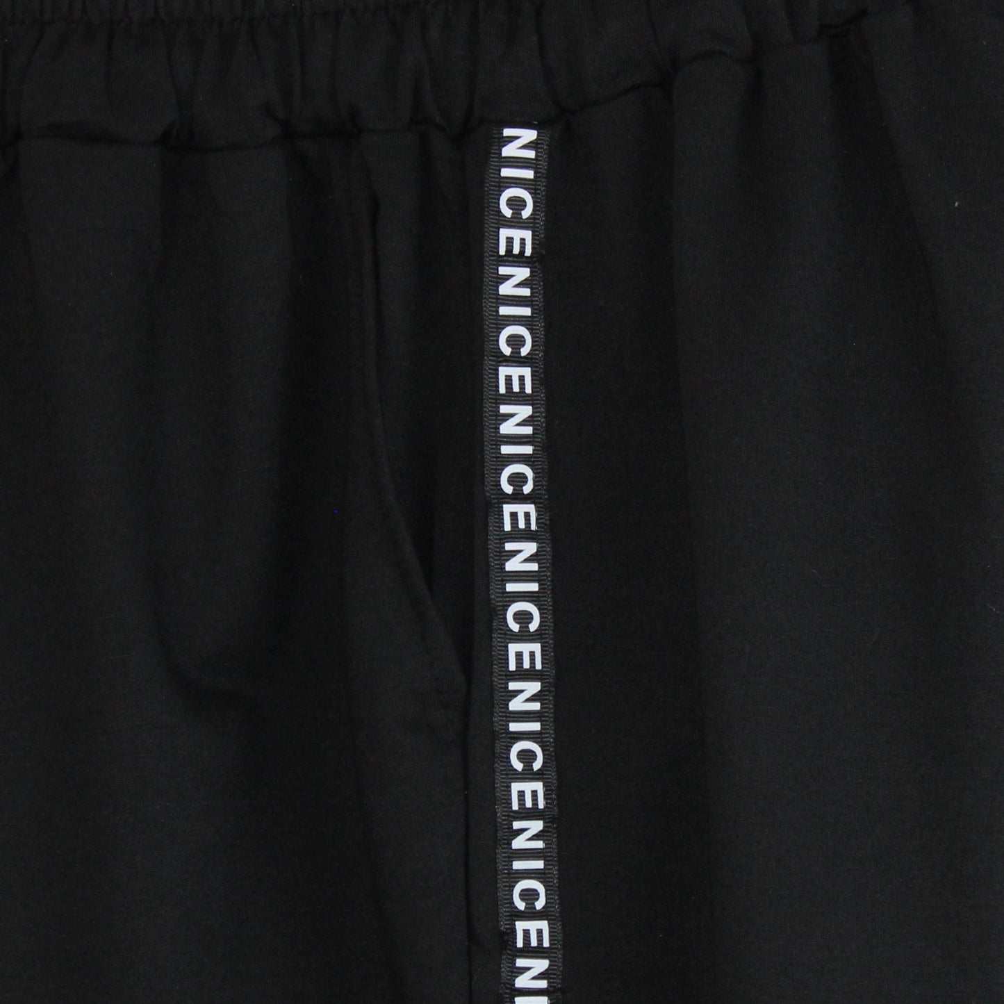 S-19 Pantalonera Linea Lateral con Letras