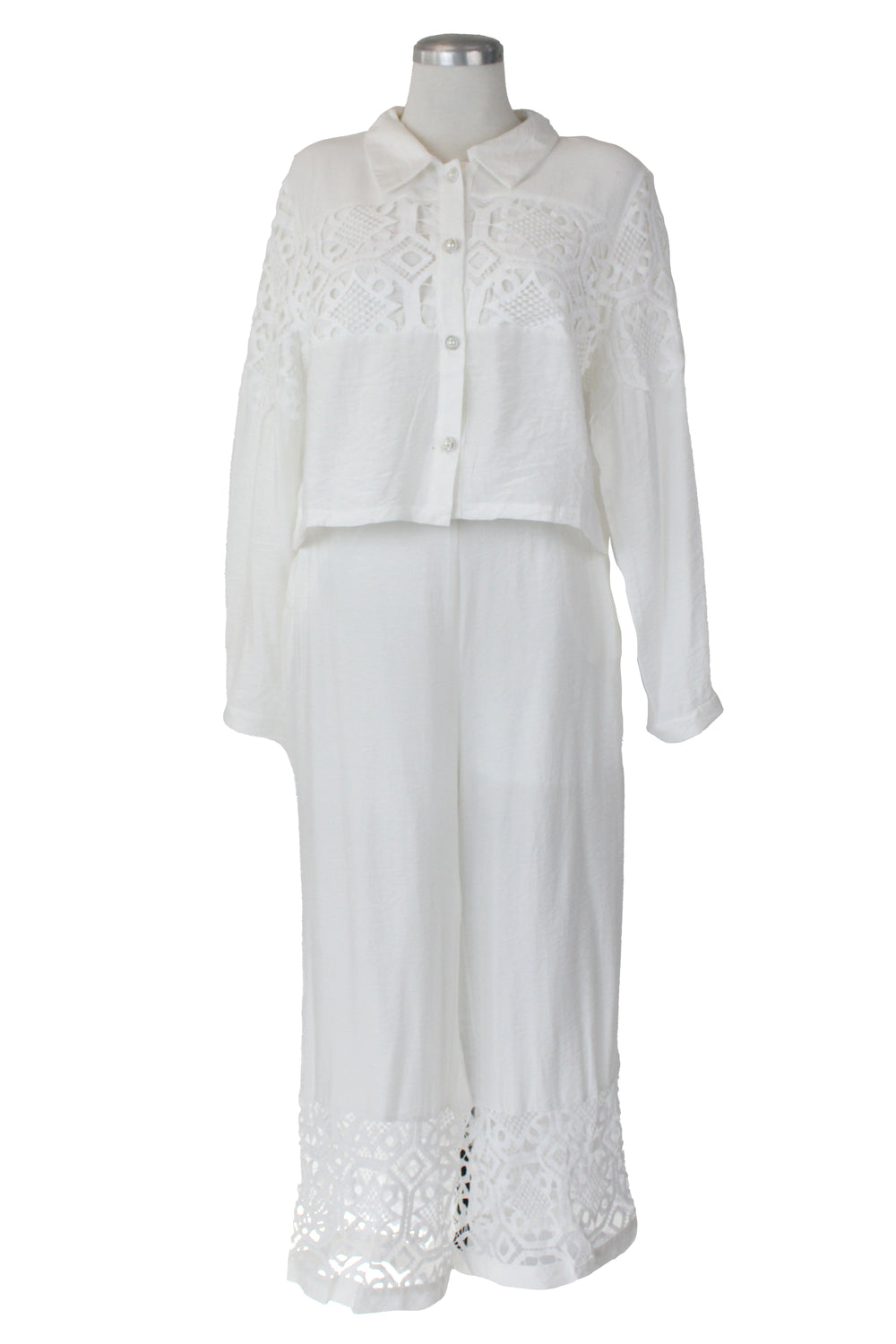 YS259 Conjunto Diseño Bordado Blusa con Botones Aperlados
