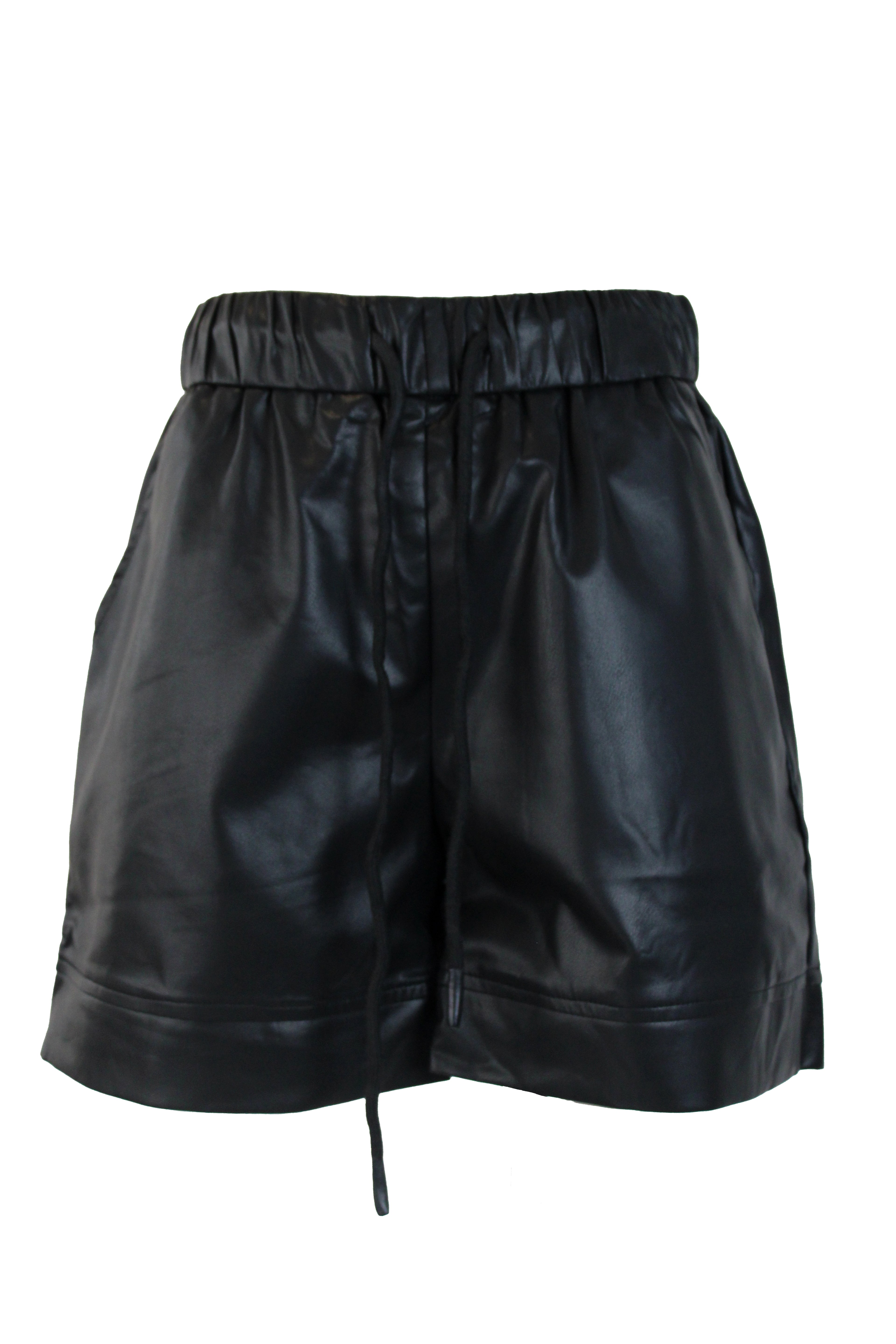 PS976 Short Vinipiel con Elástico y Ajustador