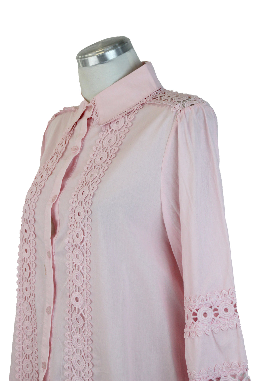 YS263 Vestido Bordado Floreado en Bordes