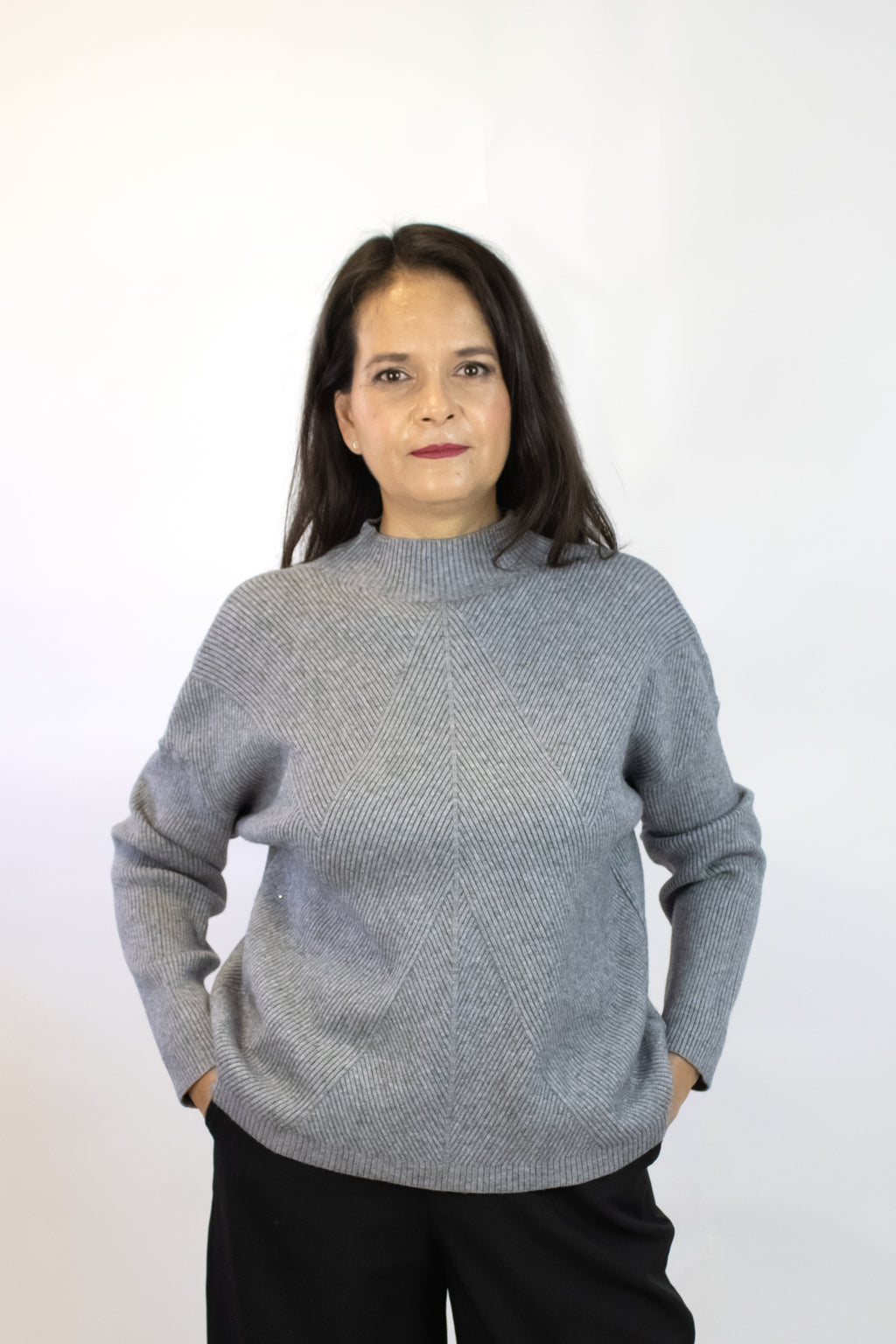 OJ-2660M Suéter Cuello de Tortuga Líneas Cruzadas