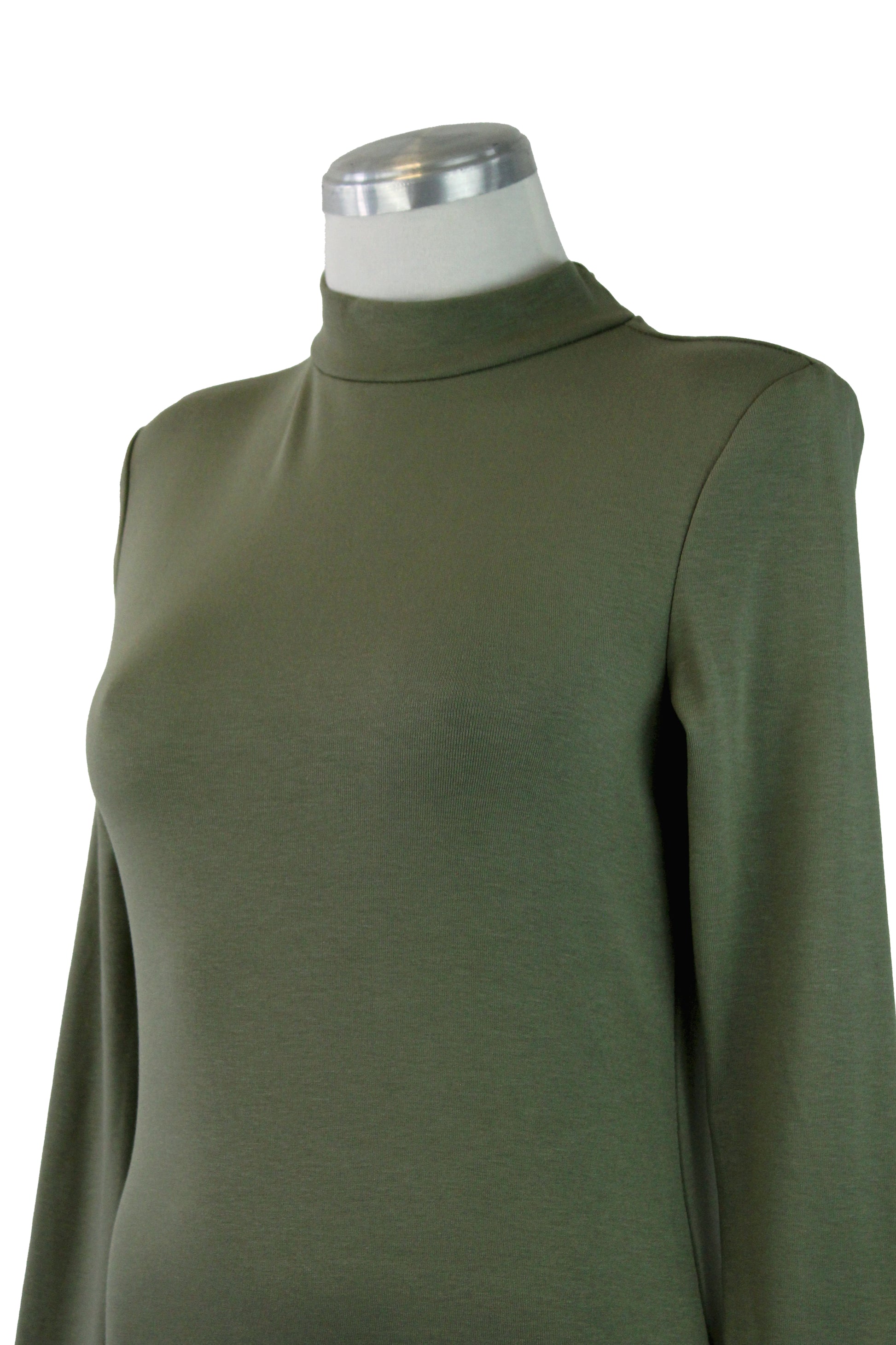 JW3601 Blusa Lisa Cuello de Tortuga